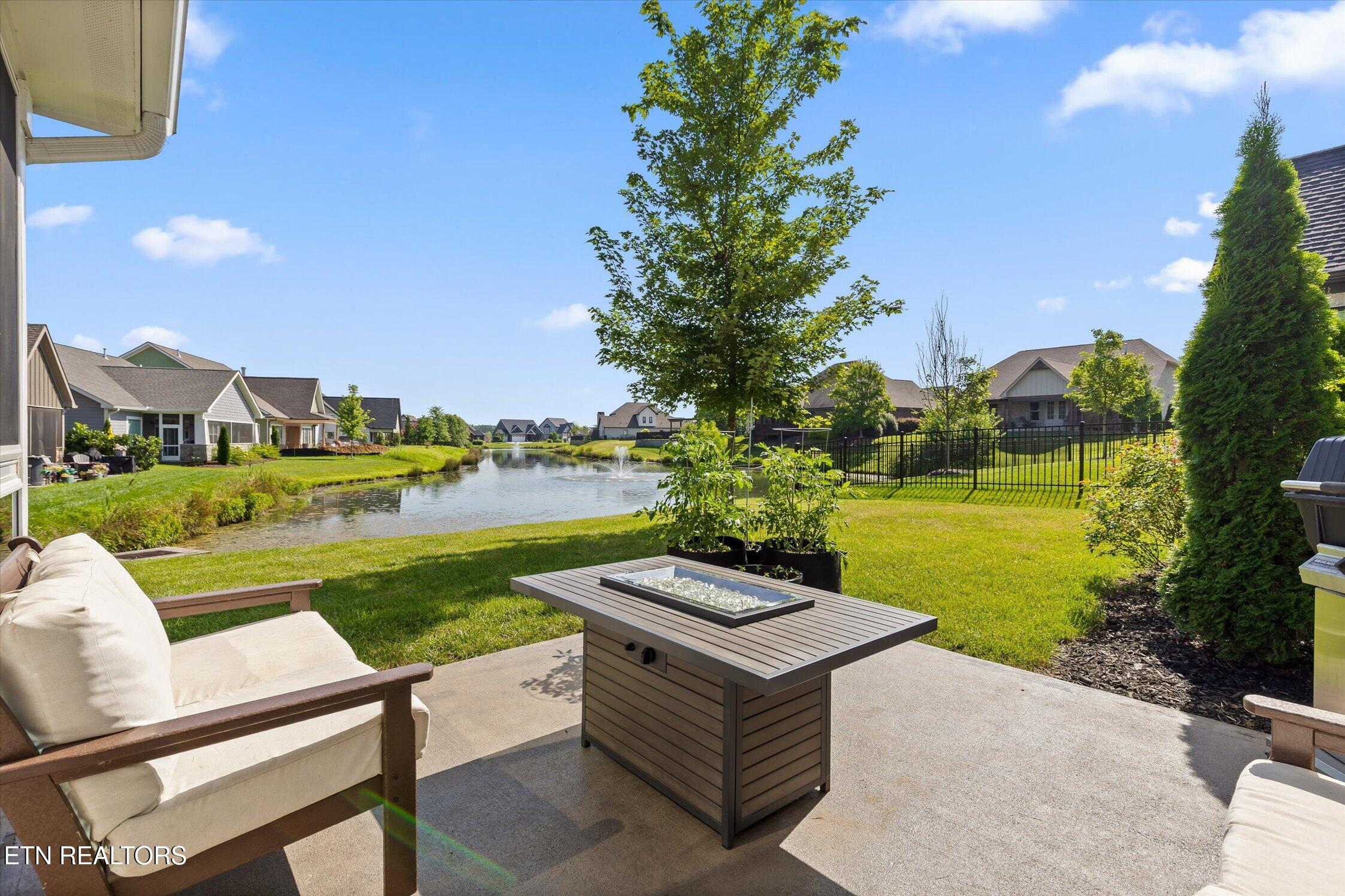 318 Buckhorn Way Loudon TN 37774
