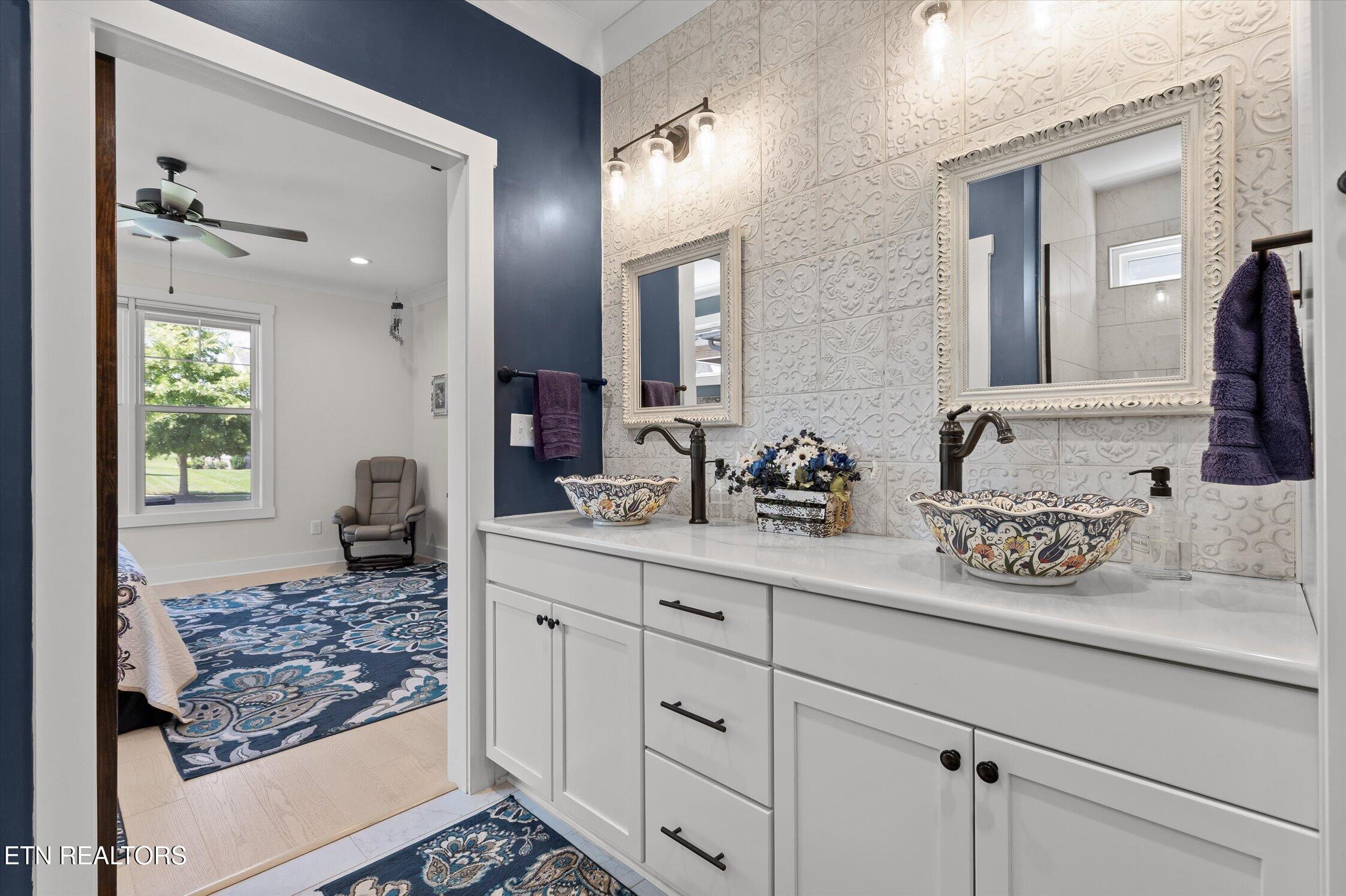318 Buckhorn Way Loudon TN 37774