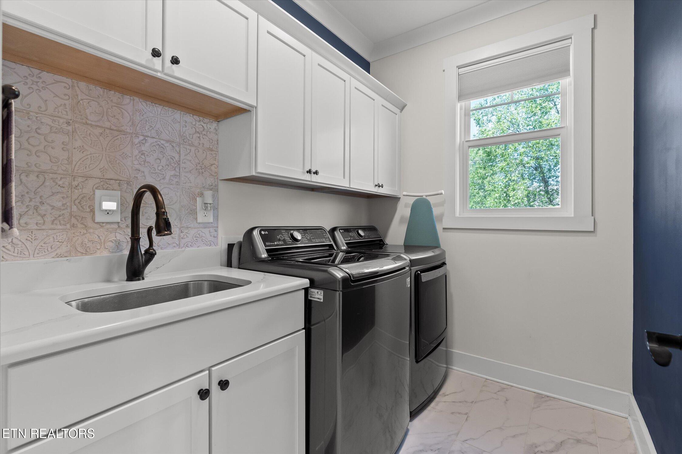 318 Buckhorn Way Loudon TN 37774