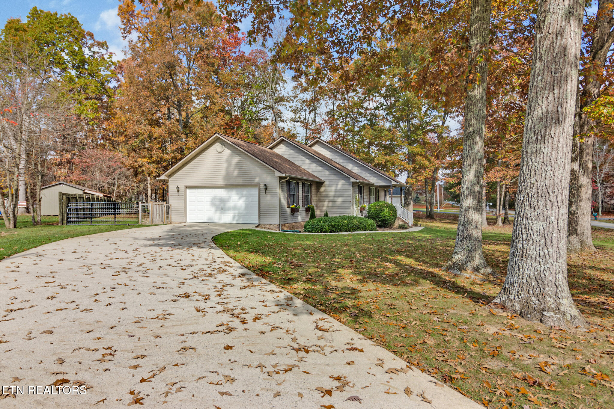 962 Mockingbird Drive Crossville TN 38555