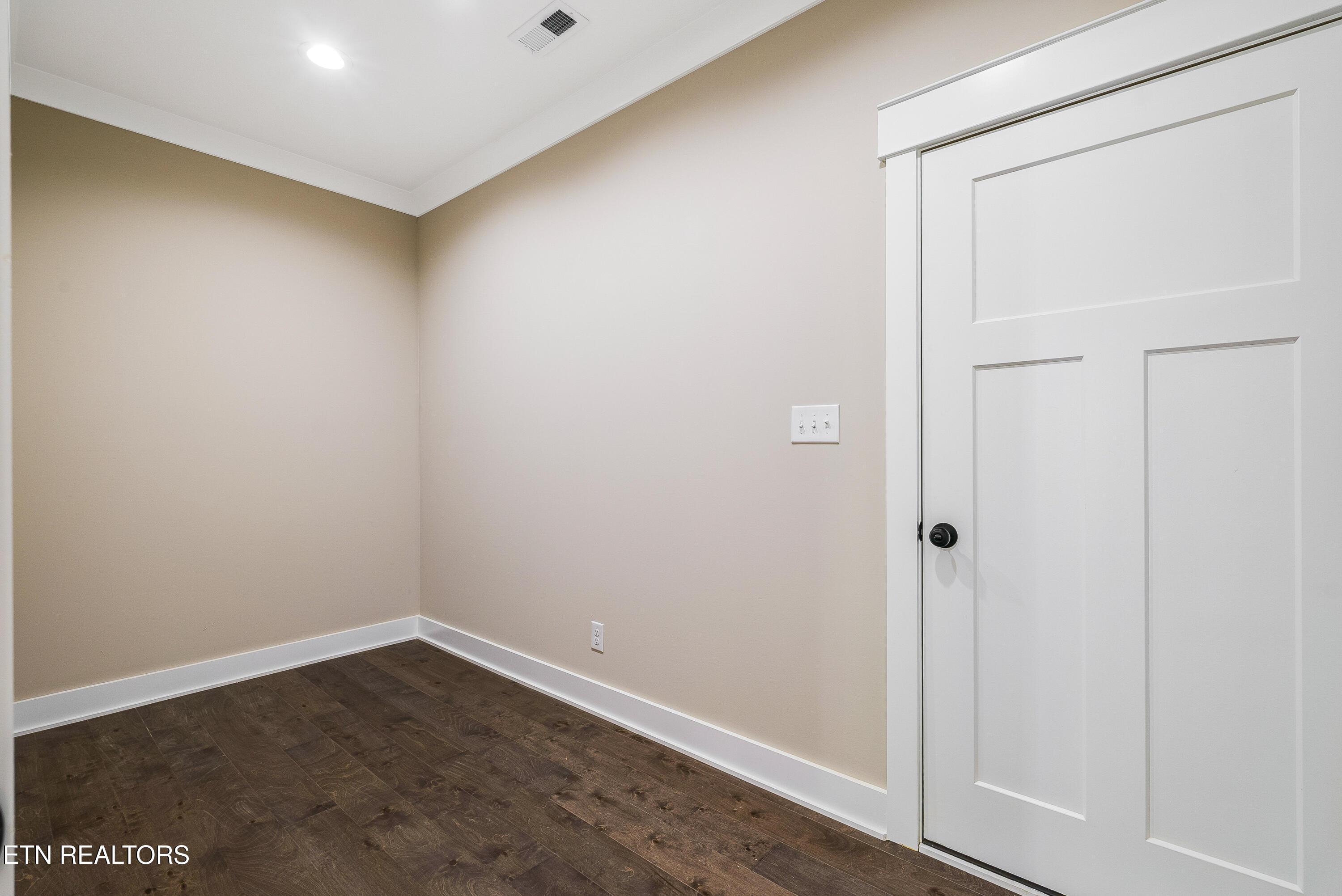 1034 N Linden Drive Alcoa TN 37701
