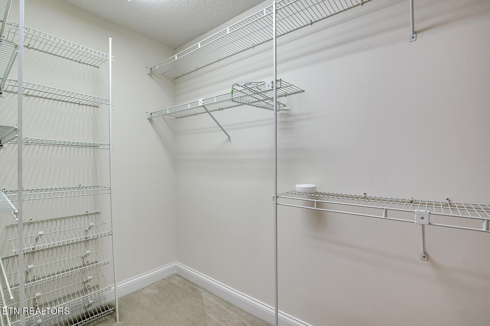 206 Kiyuga Lane Loudon TN 37774