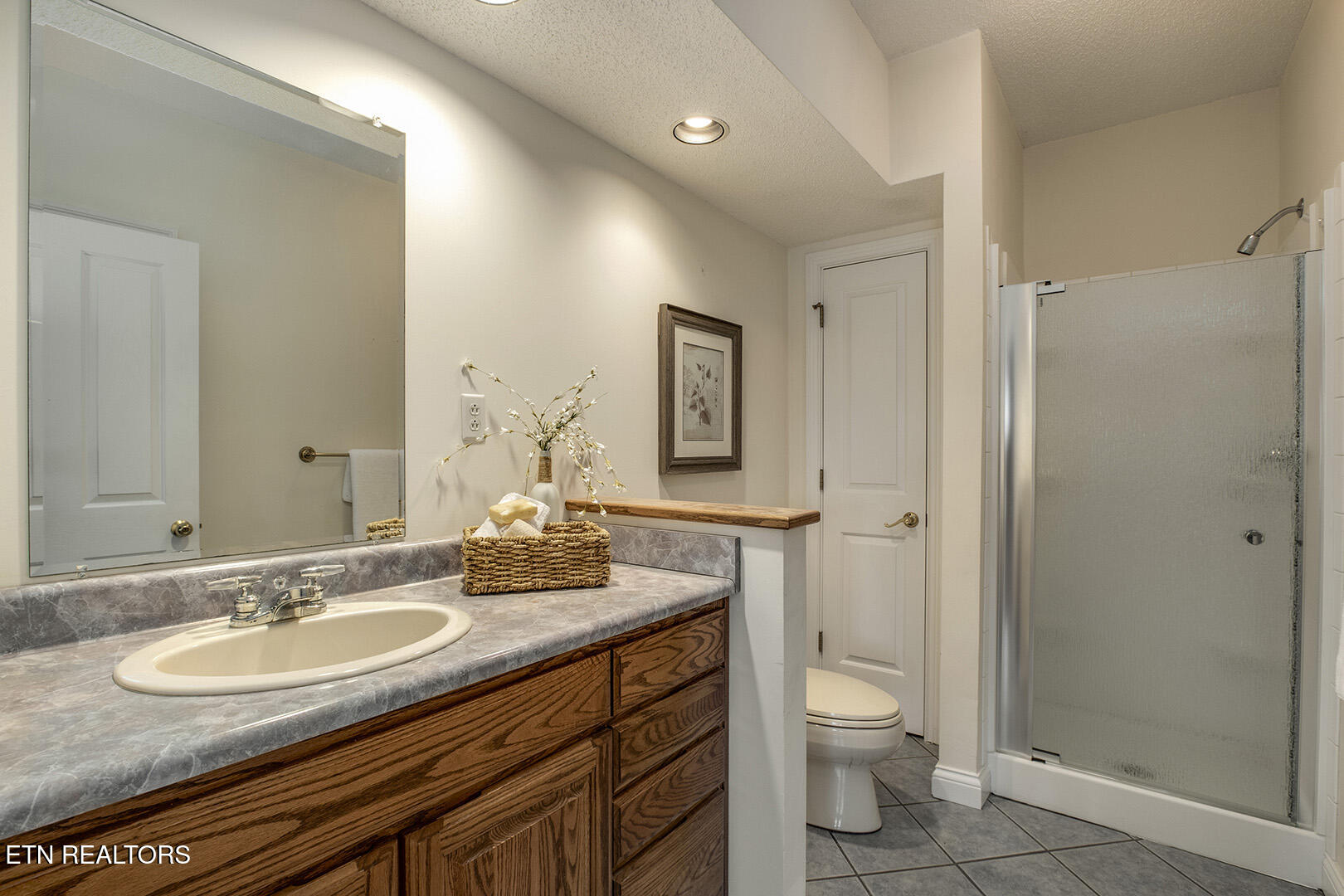 206 Kiyuga Lane Loudon TN 37774