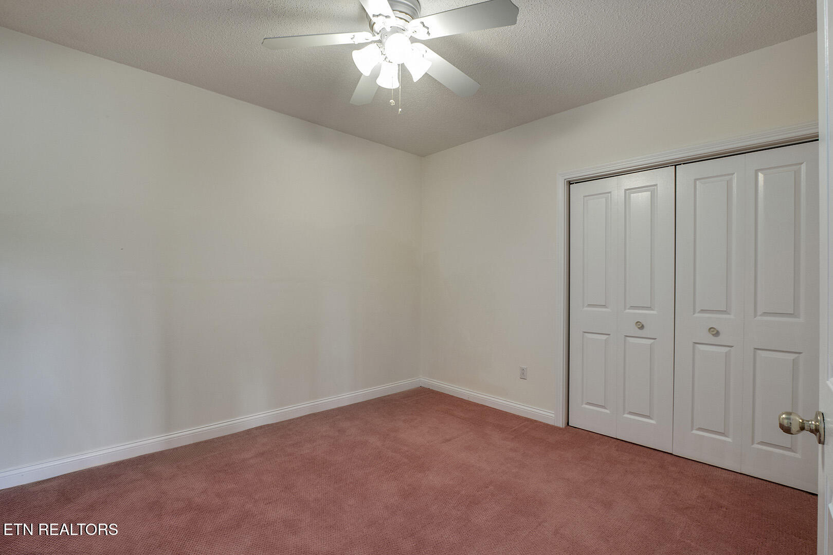 206 Kiyuga Lane Loudon TN 37774