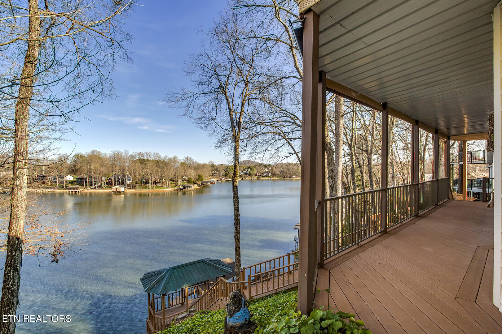 206 Kiyuga Lane Loudon TN 37774