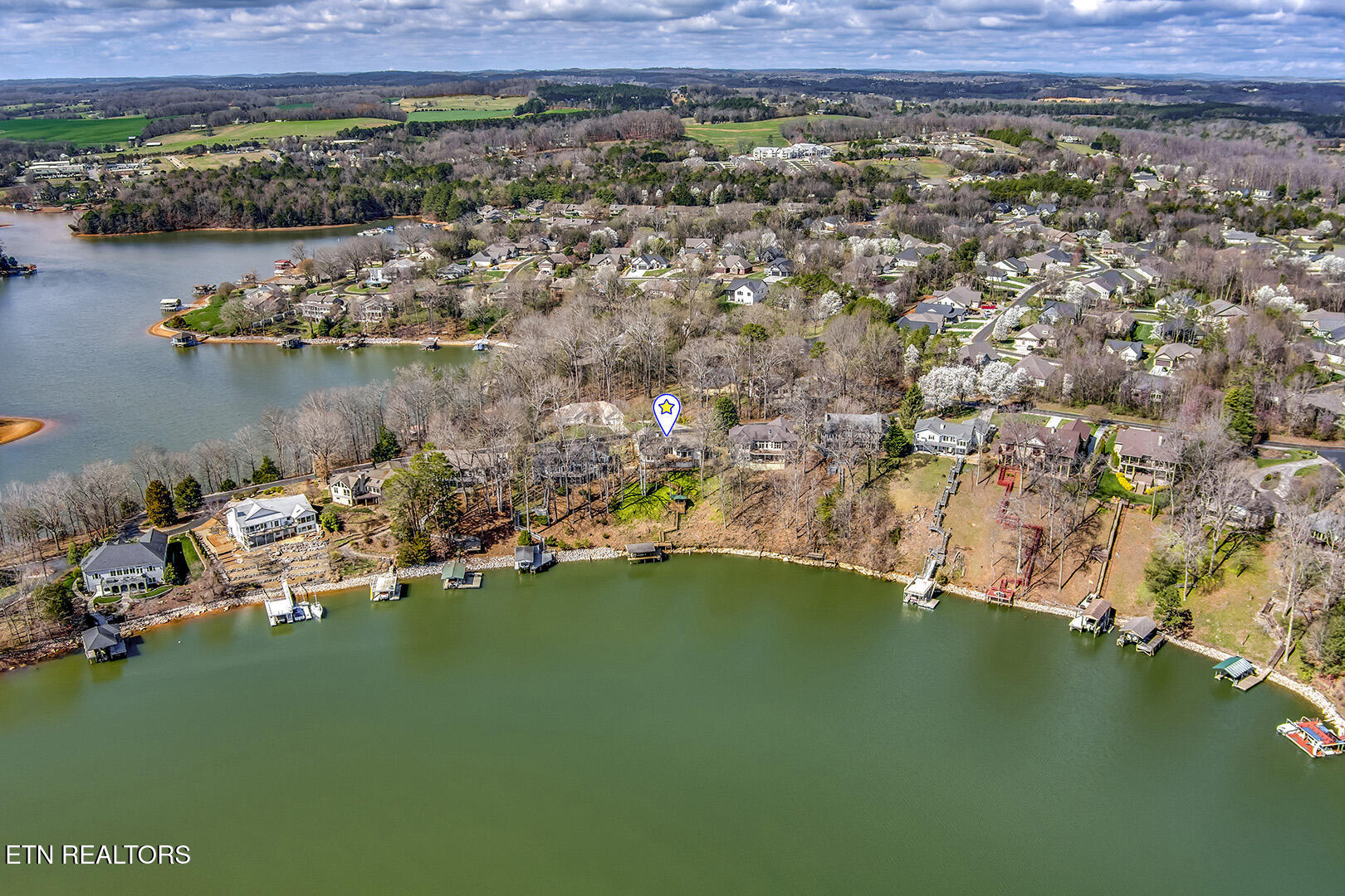 206 Kiyuga Lane Loudon TN 37774