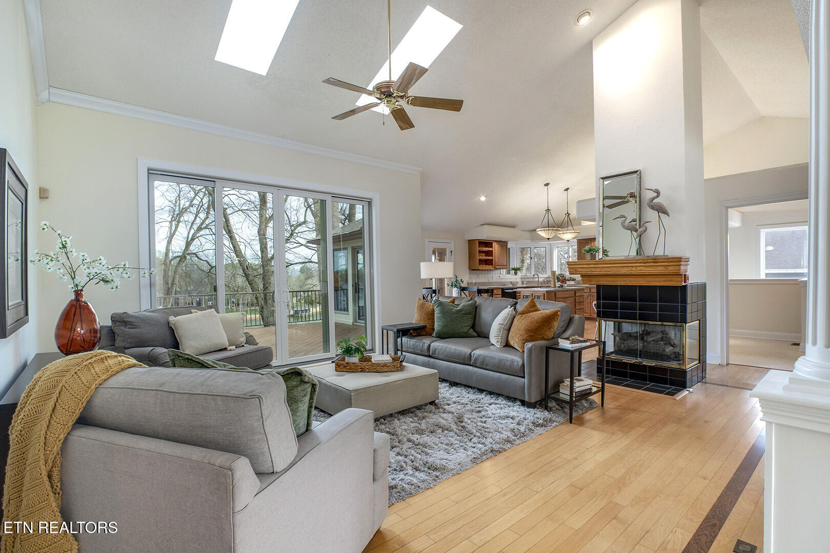 206 Kiyuga Lane Loudon TN 37774