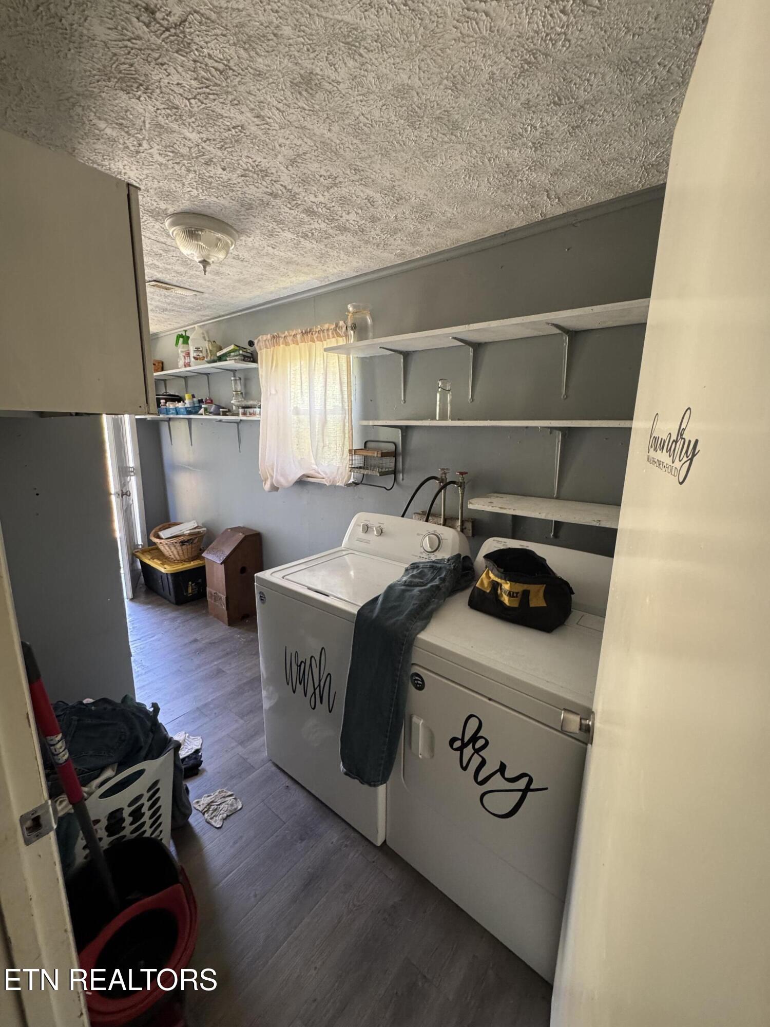 140 Phipps Drive Washburn TN 37888