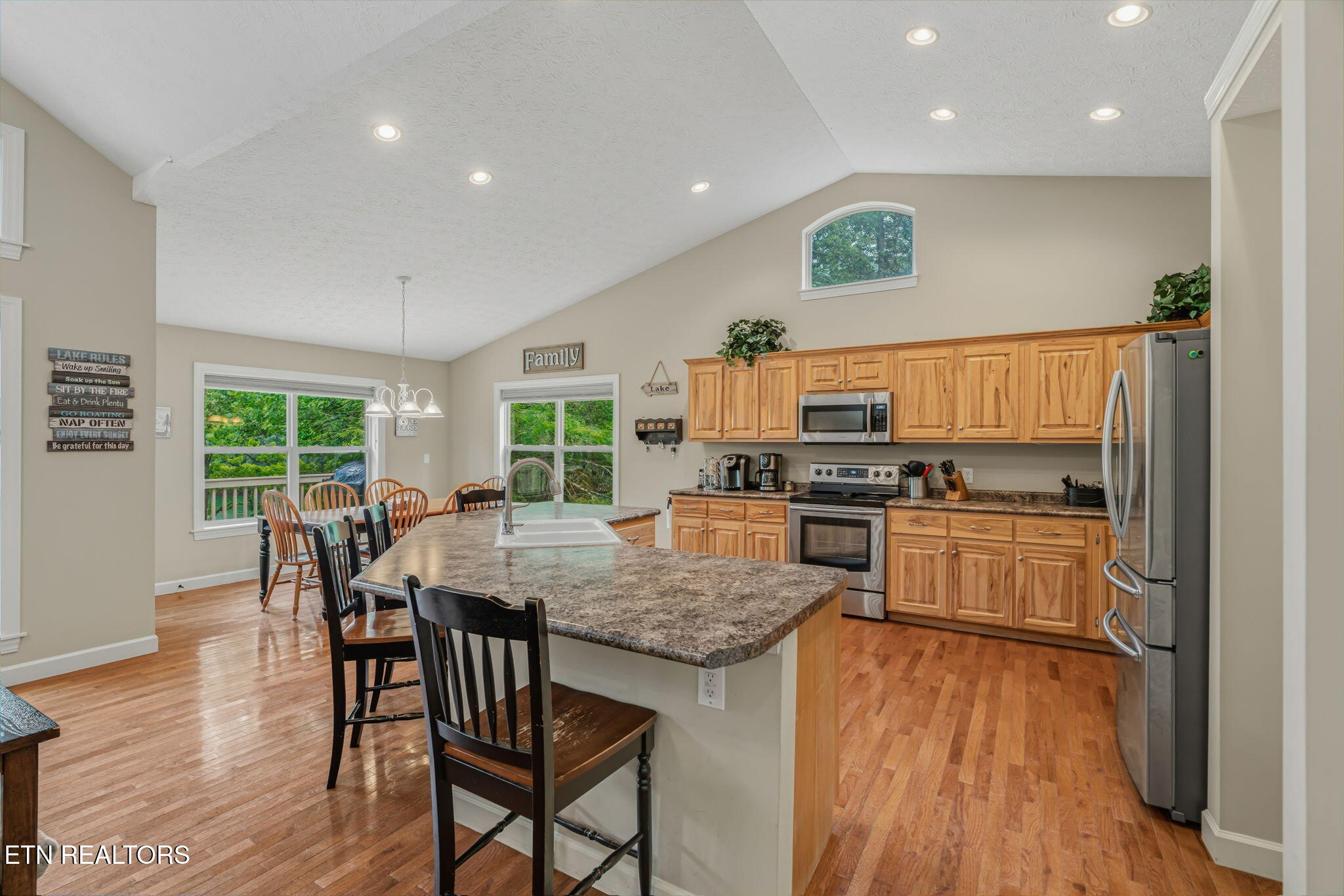 678 Waterfront Trail Lafollette TN 37766