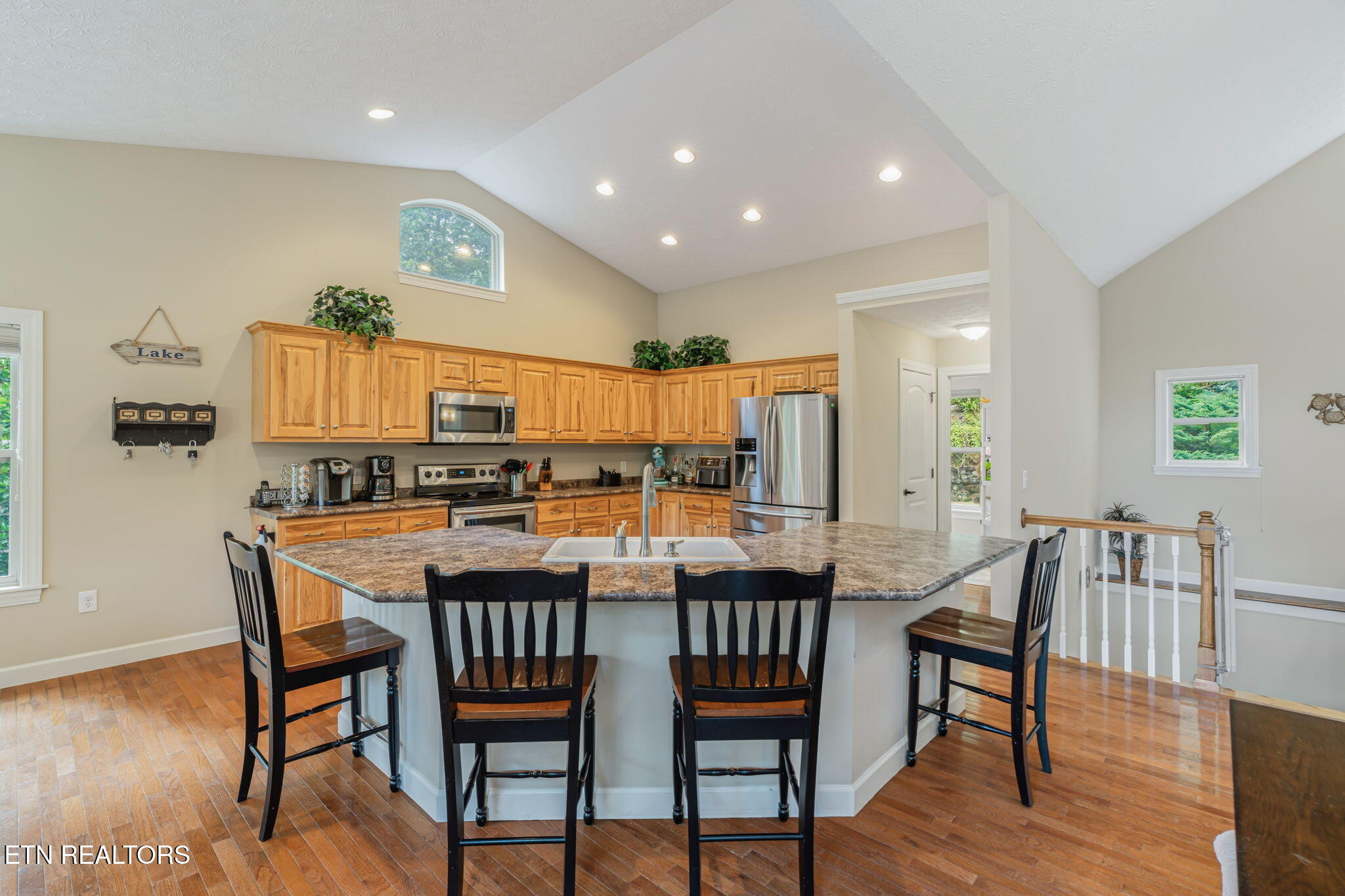678 Waterfront Trail Lafollette TN 37766