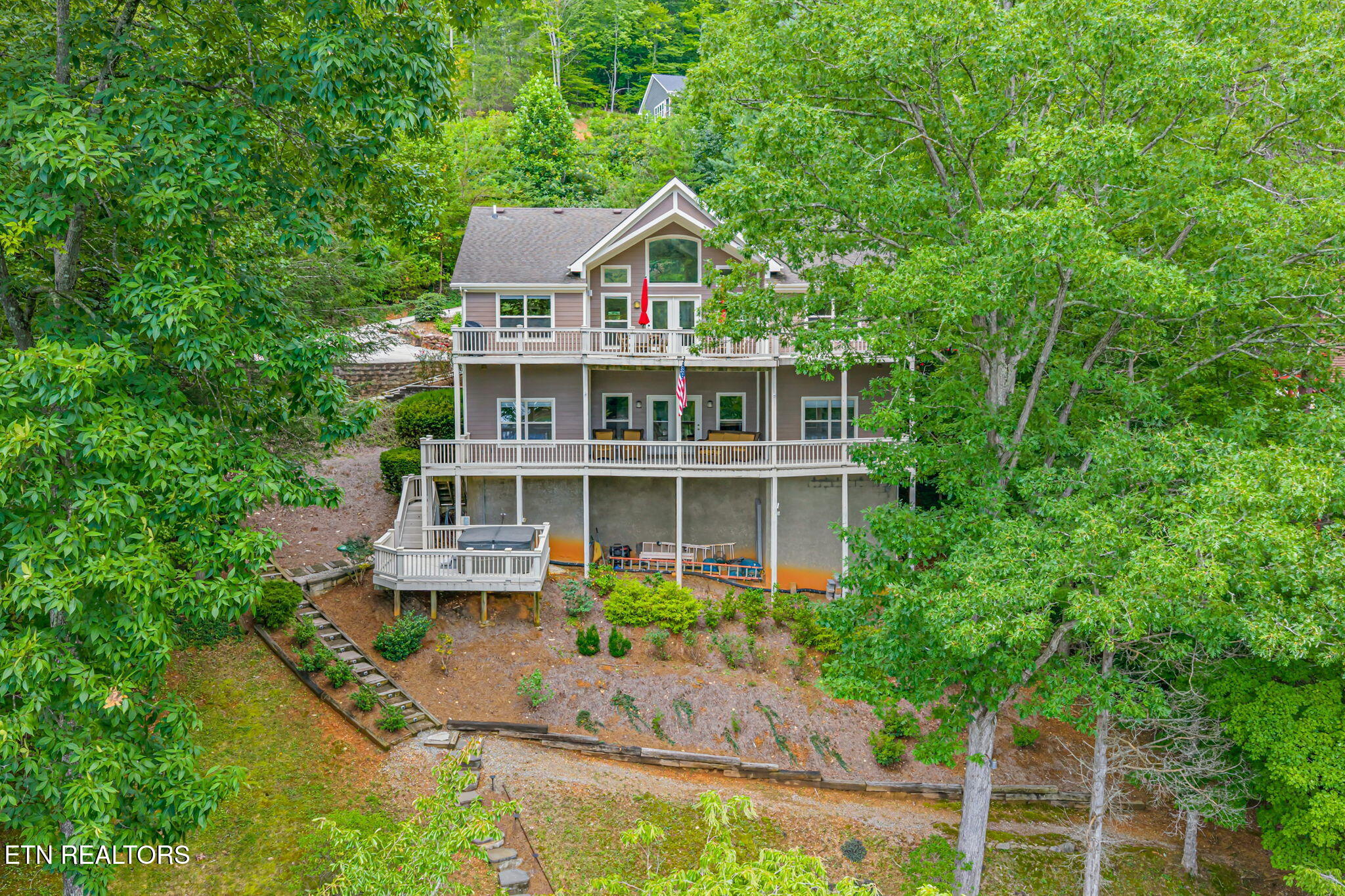 678 Waterfront Trail Lafollette TN 37766