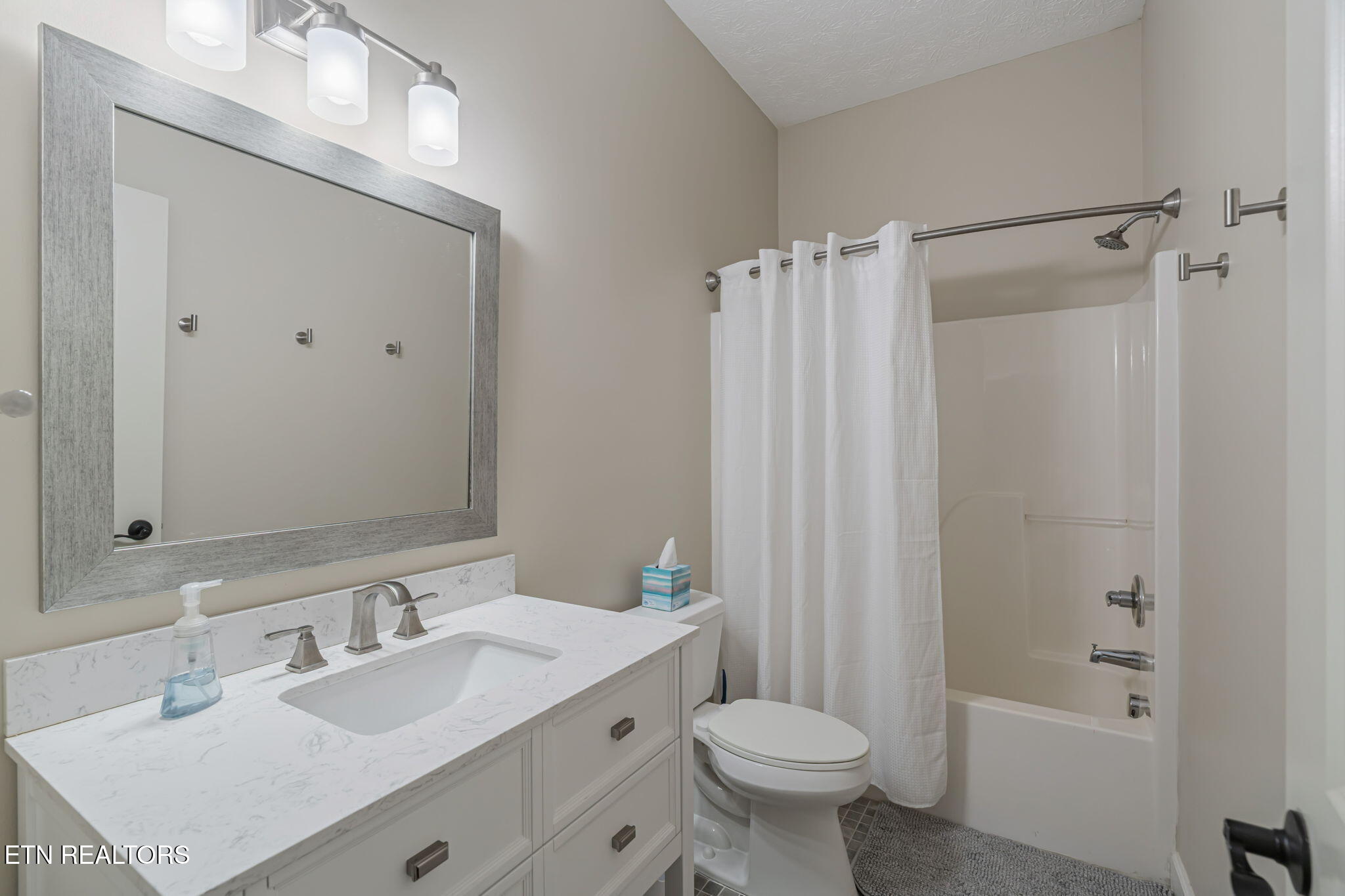 678 Waterfront Trail Lafollette TN 37766