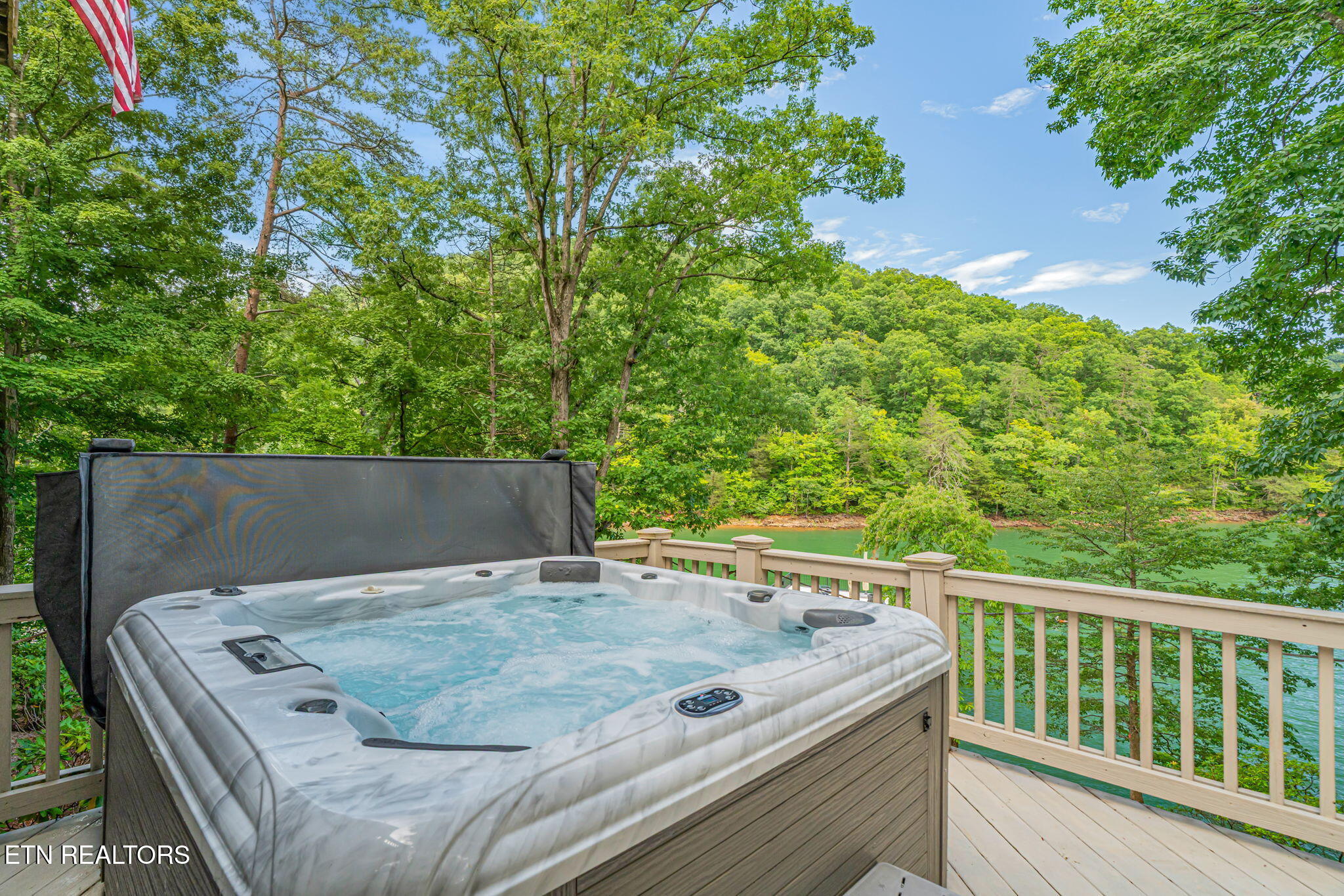 678 Waterfront Trail Lafollette TN 37766