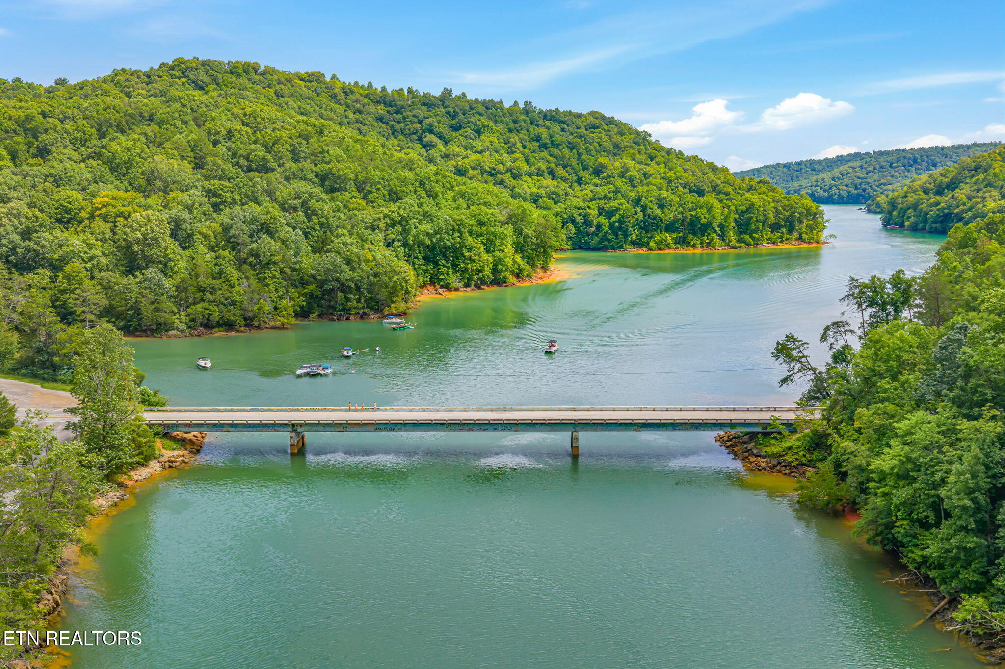 678 Waterfront Trail Lafollette TN 37766