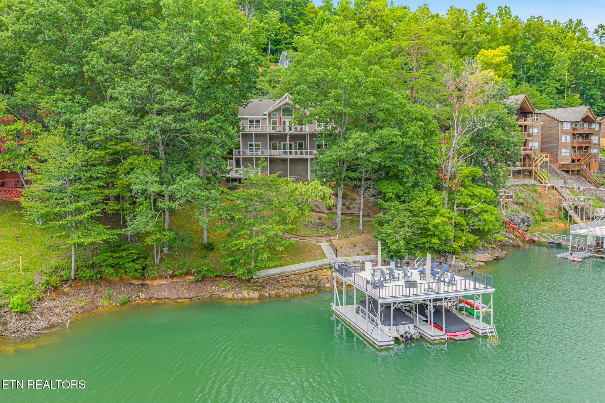 678 Waterfront Trail Lafollette TN 37766