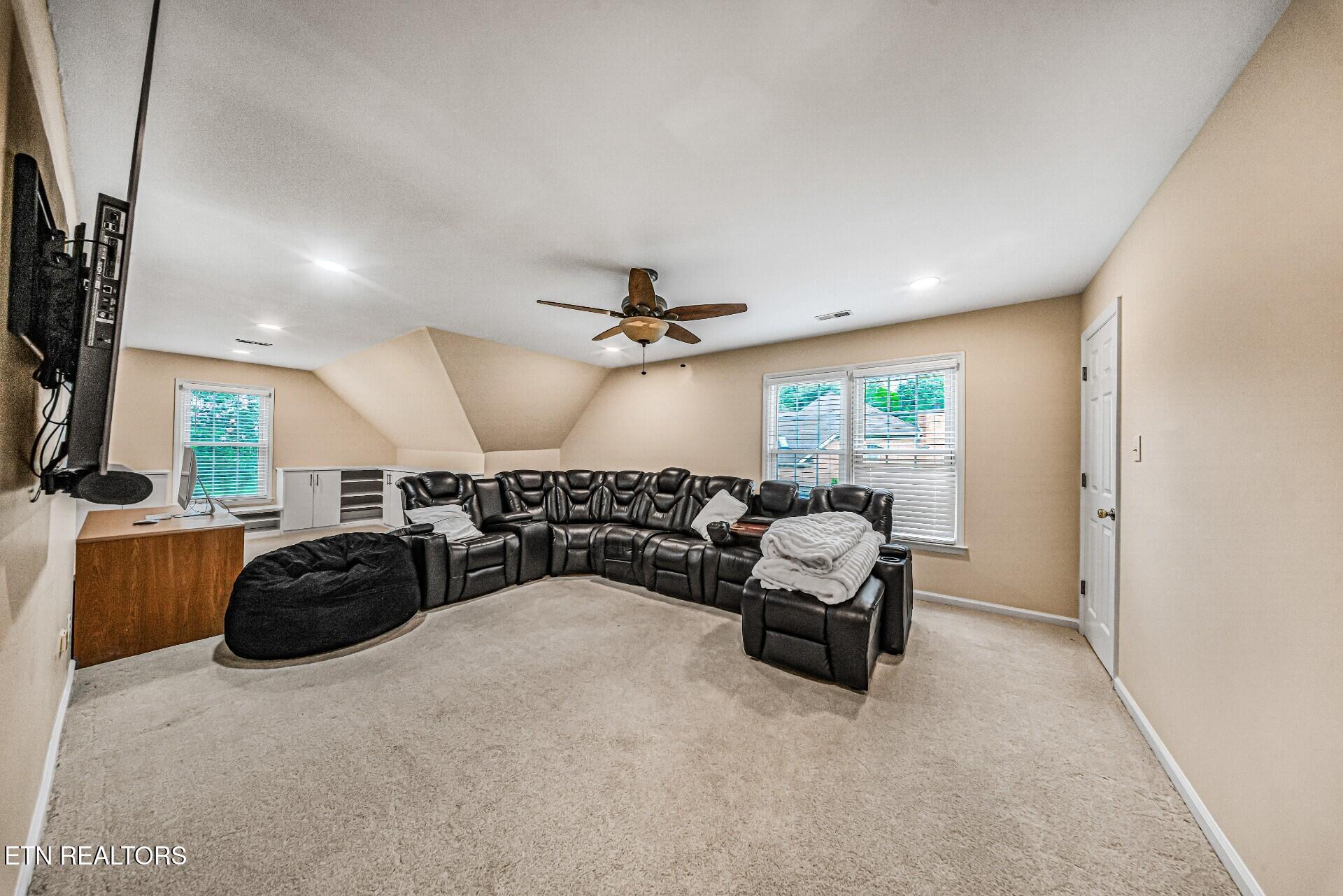 609 Trowbridge Lane Knoxville TN 37934