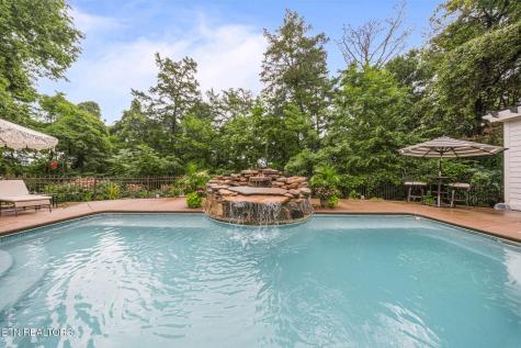609 Trowbridge Lane Knoxville TN 37934