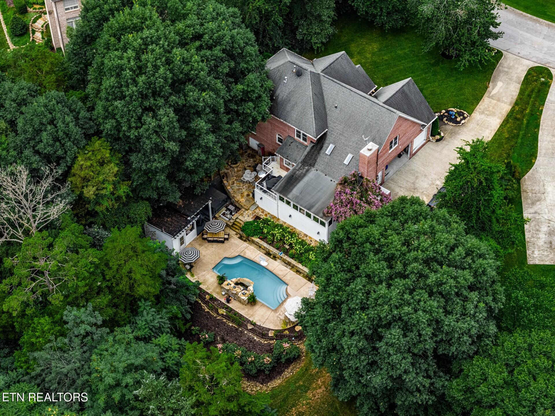 609 Trowbridge Lane Knoxville TN 37934