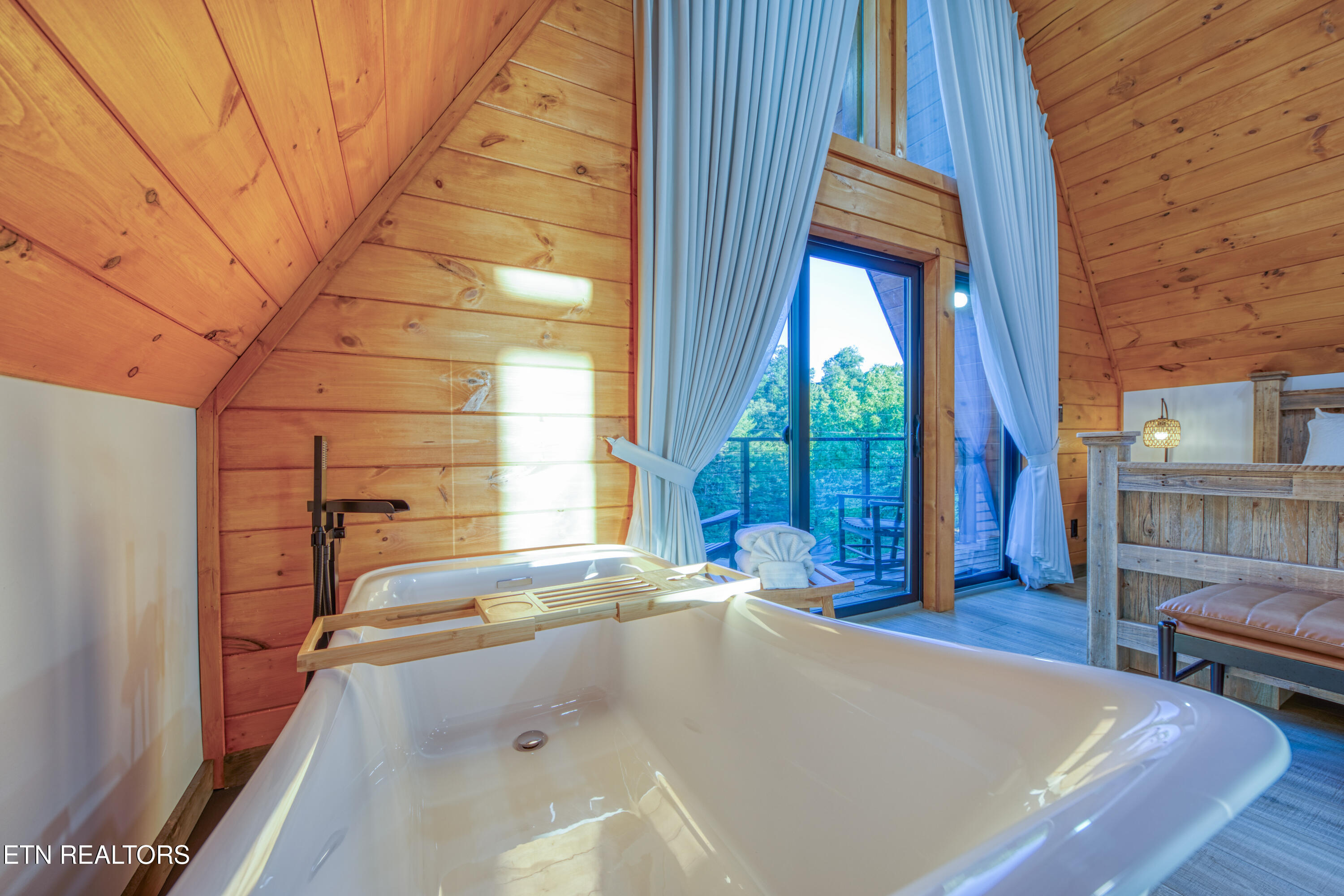 2101 Wingspan Drive Sevierville TN 37876
