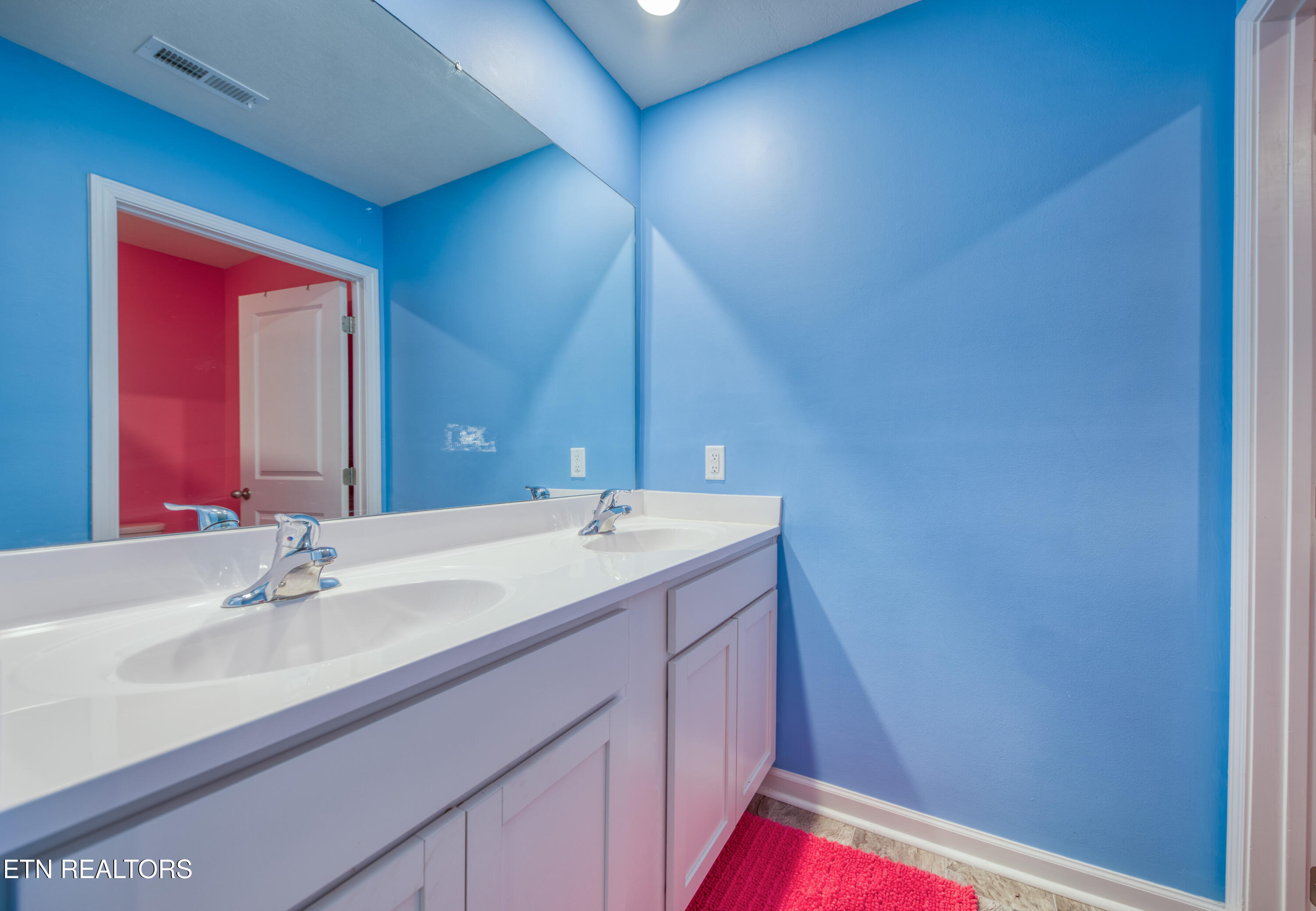 132 Jesse Baker Lane Jefferson City TN 37760