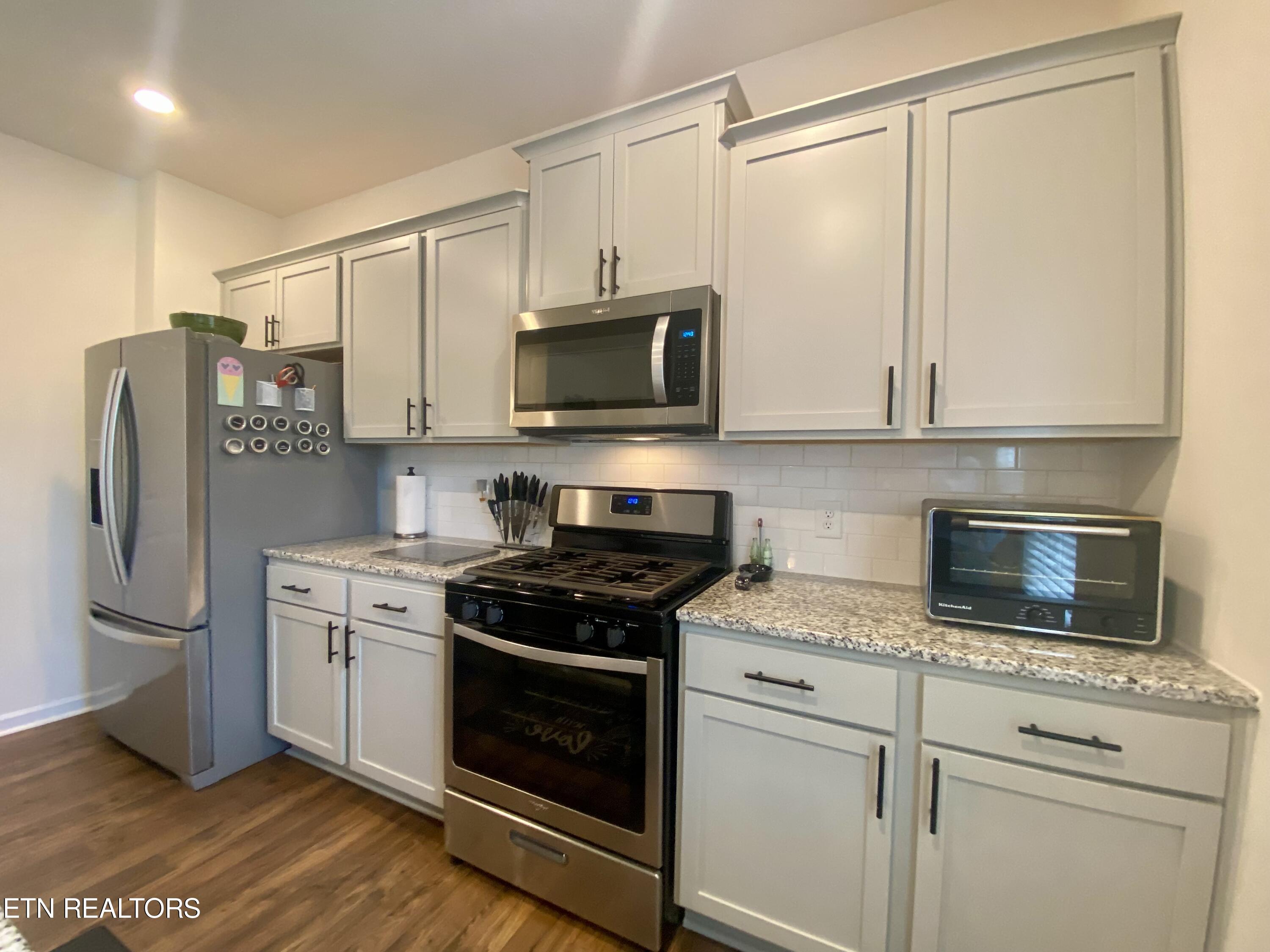1047 Mill Creek Drive Loudon TN 37774