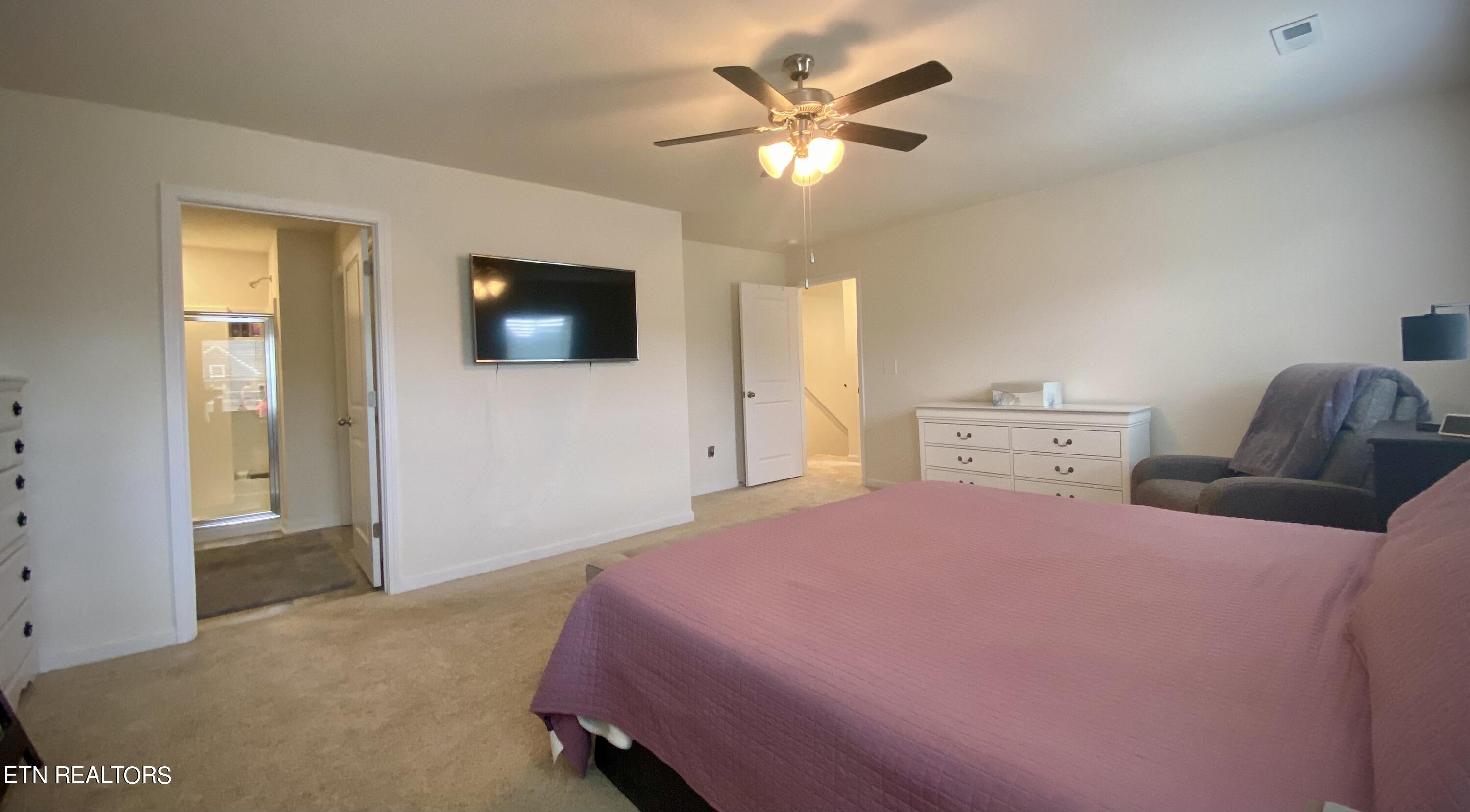 1047 Mill Creek Drive Loudon TN 37774