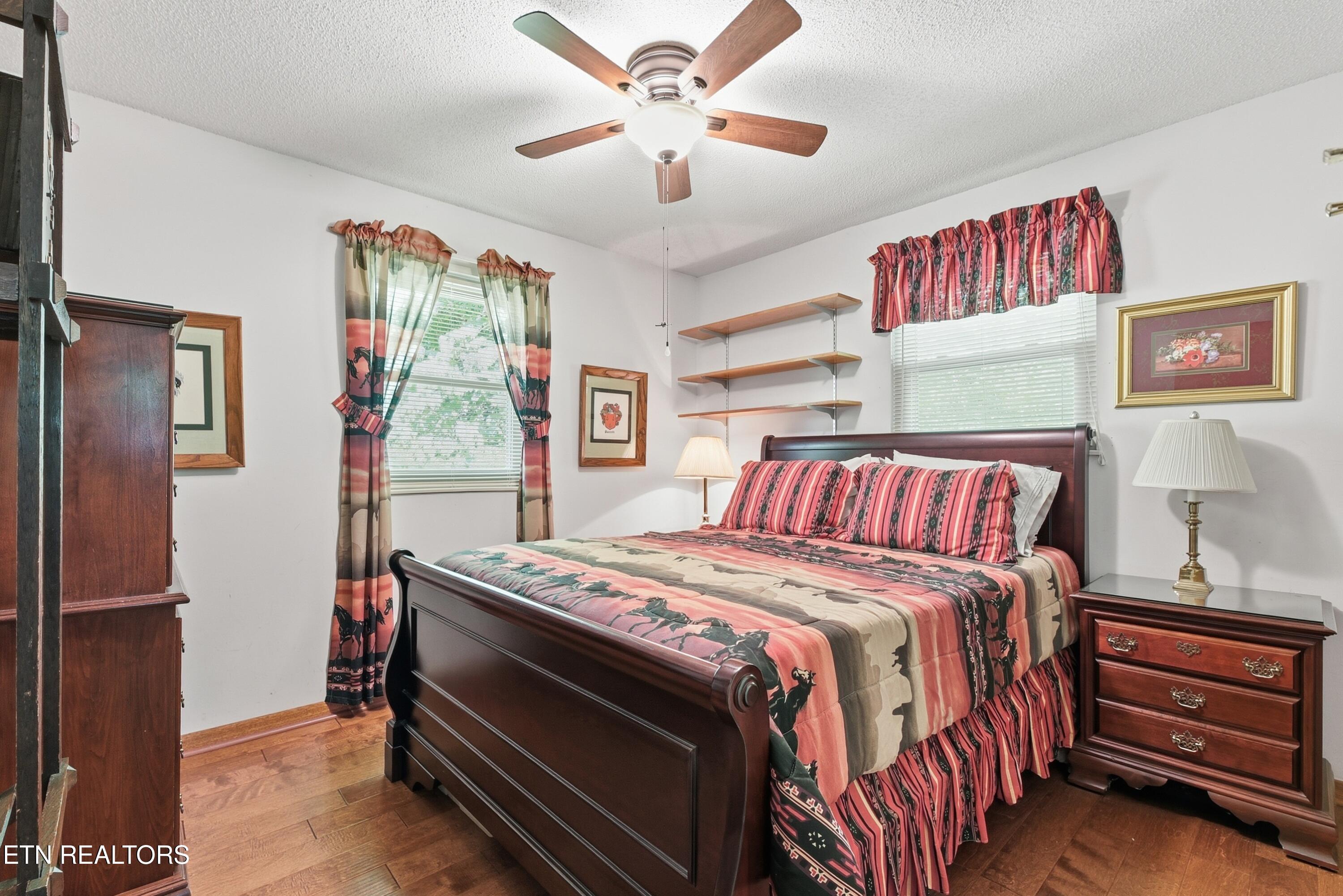 221 Sherwood Road Powell TN 37849
