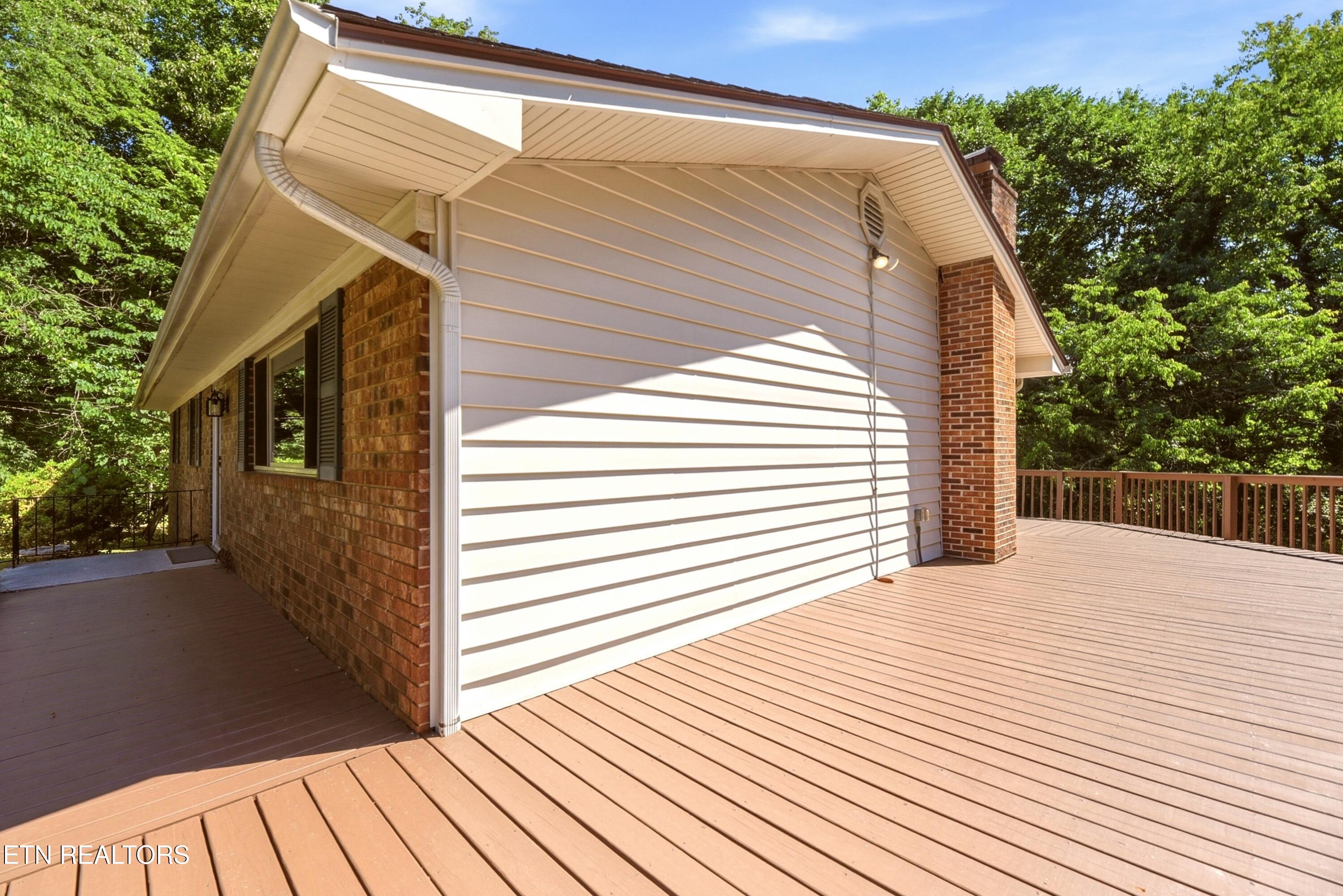 221 Sherwood Road Powell TN 37849