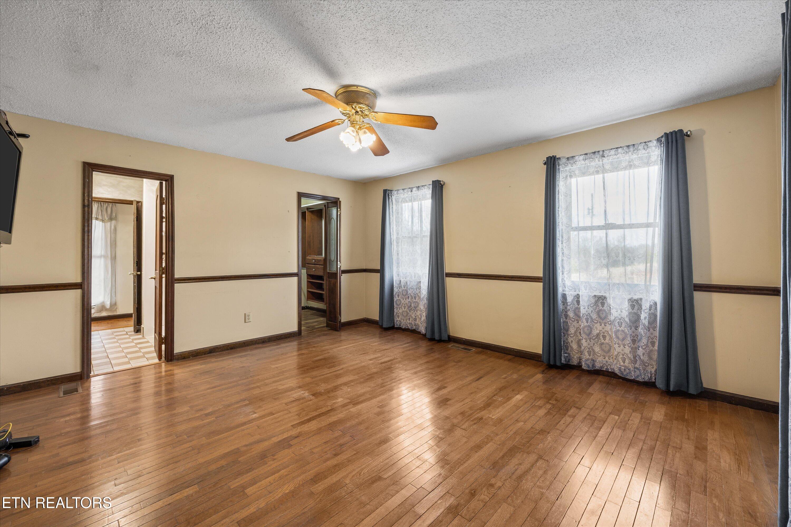 129 Pleasant Hill Road Sweetwater TN 37874