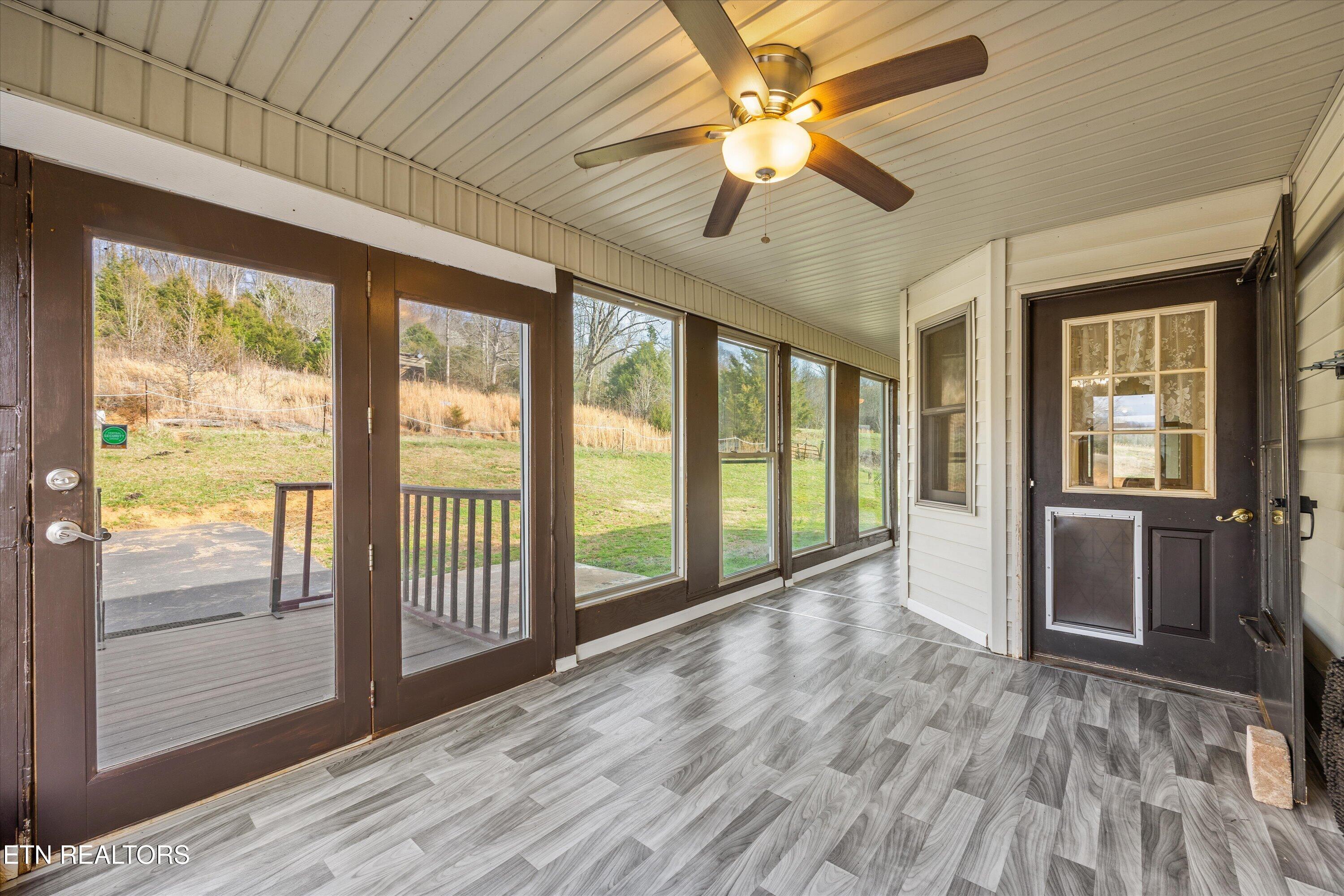 129 Pleasant Hill Road Sweetwater TN 37874
