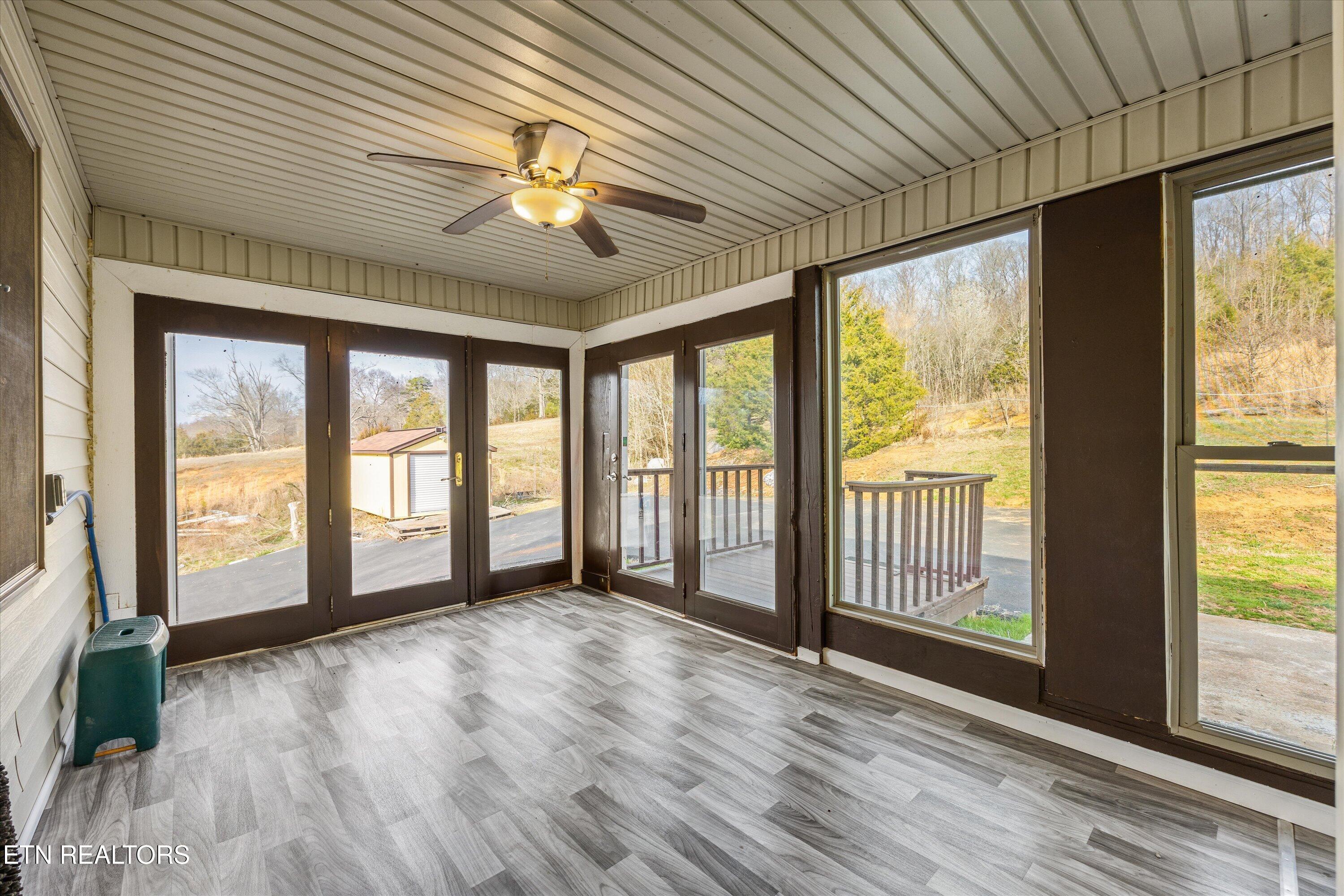 129 Pleasant Hill Road Sweetwater TN 37874