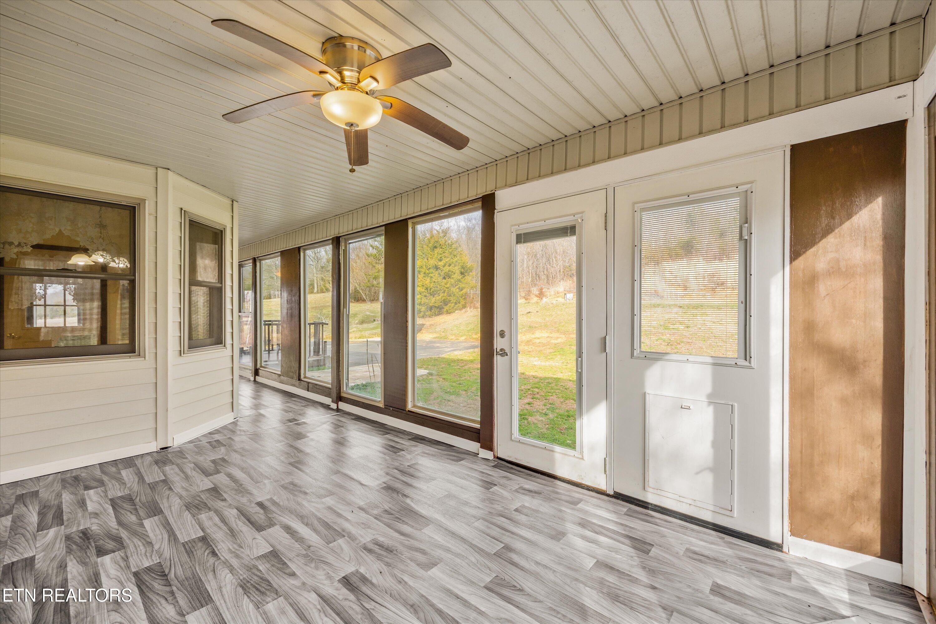 129 Pleasant Hill Road Sweetwater TN 37874