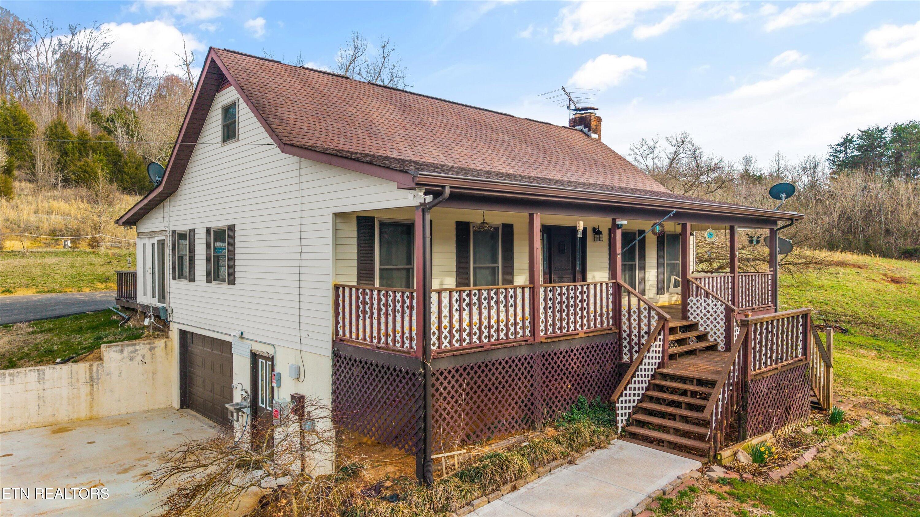 129 Pleasant Hill Road Sweetwater TN 37874