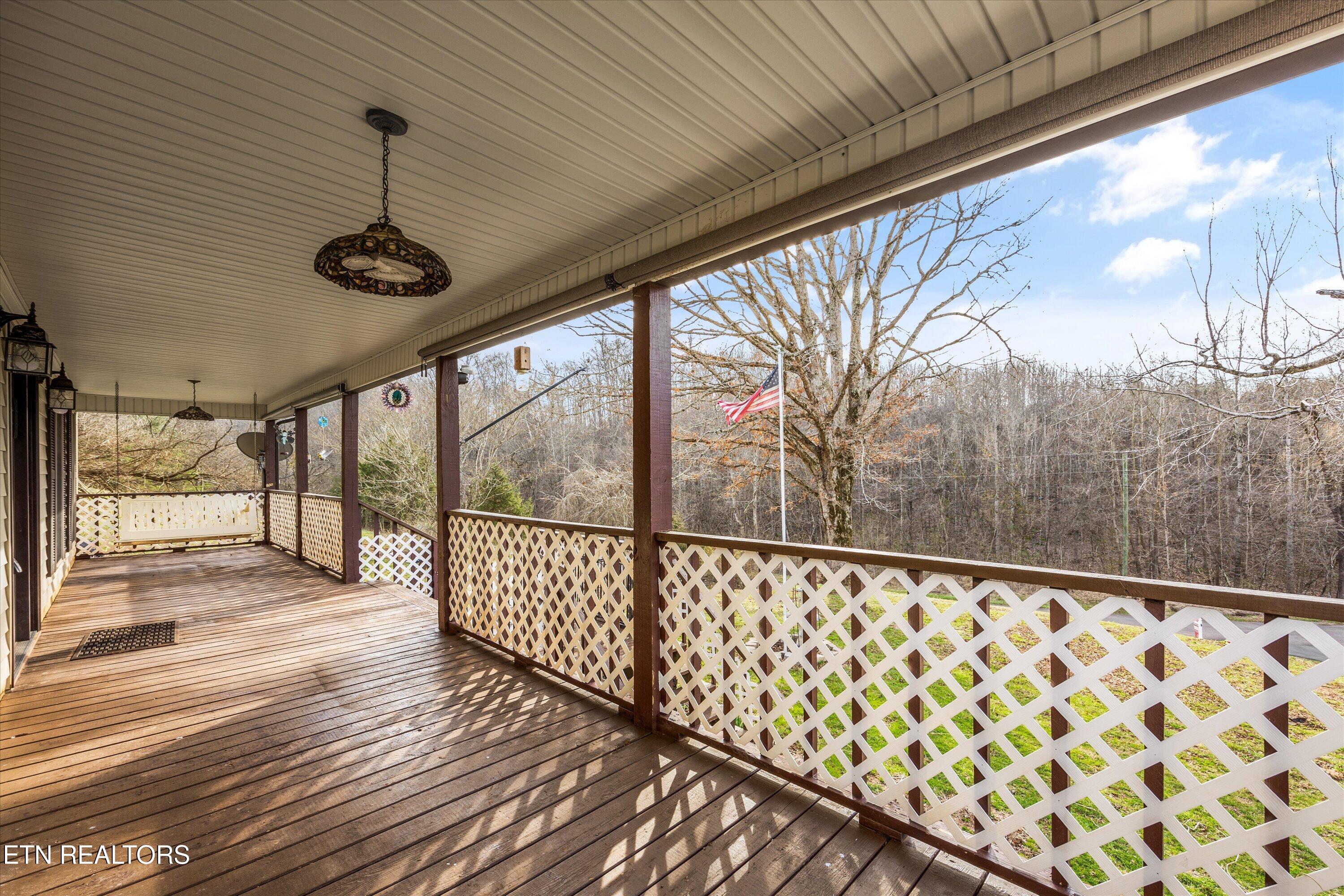 129 Pleasant Hill Road Sweetwater TN 37874