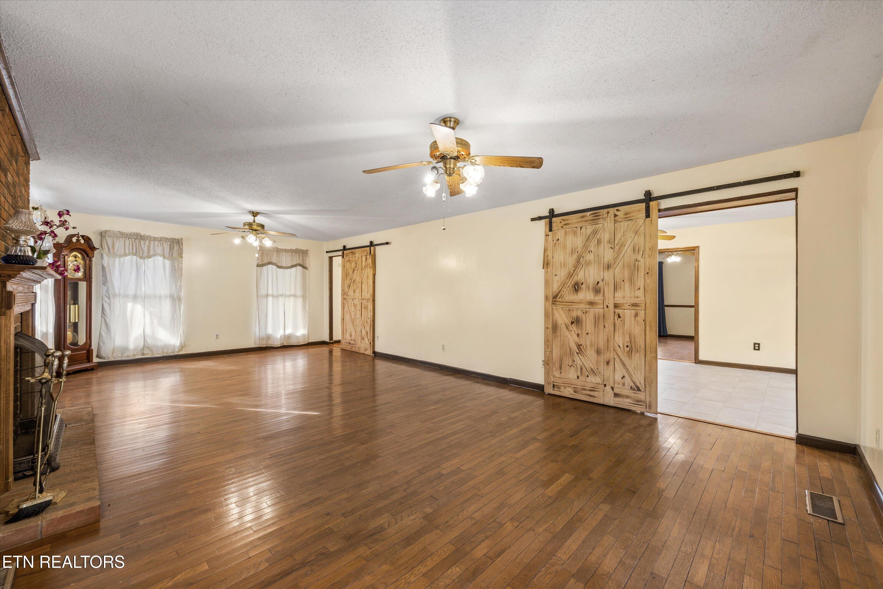 129 Pleasant Hill Road Sweetwater TN 37874