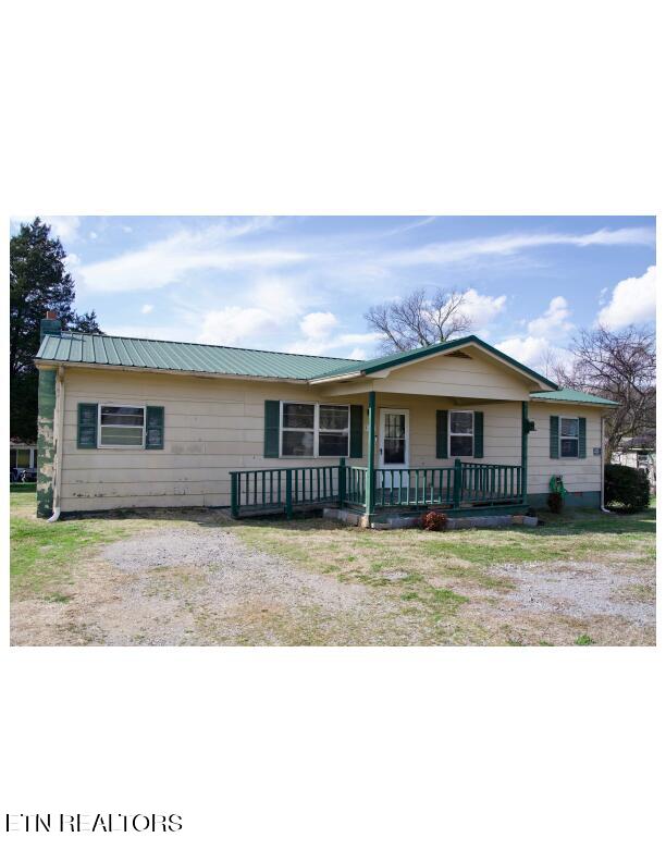 105 Patton Street Sweetwater TN 37874