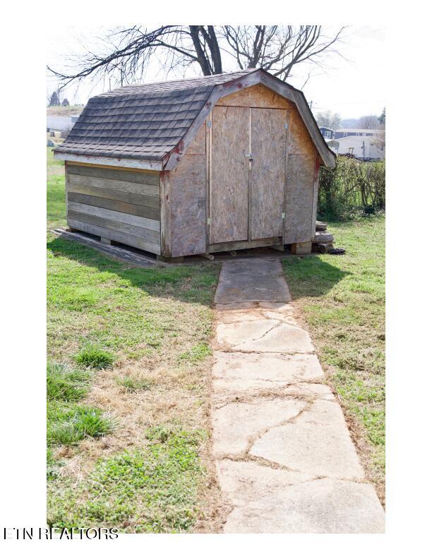 105 Patton Street Sweetwater TN 37874