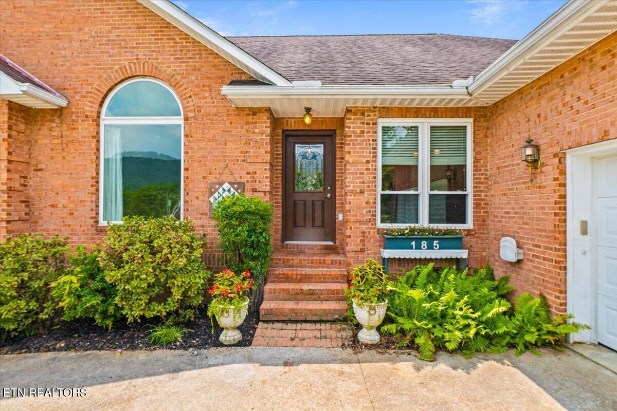 185 Nance Lane Jacksboro TN 37757