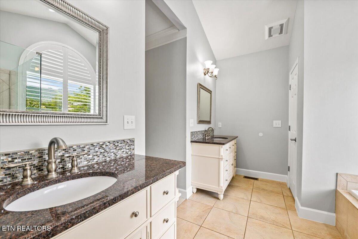 185 Nance Lane Jacksboro TN 37757
