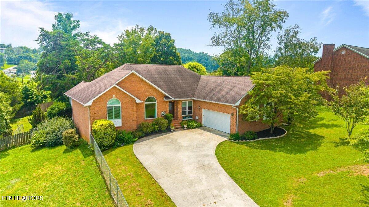 185 Nance Lane Jacksboro TN 37757