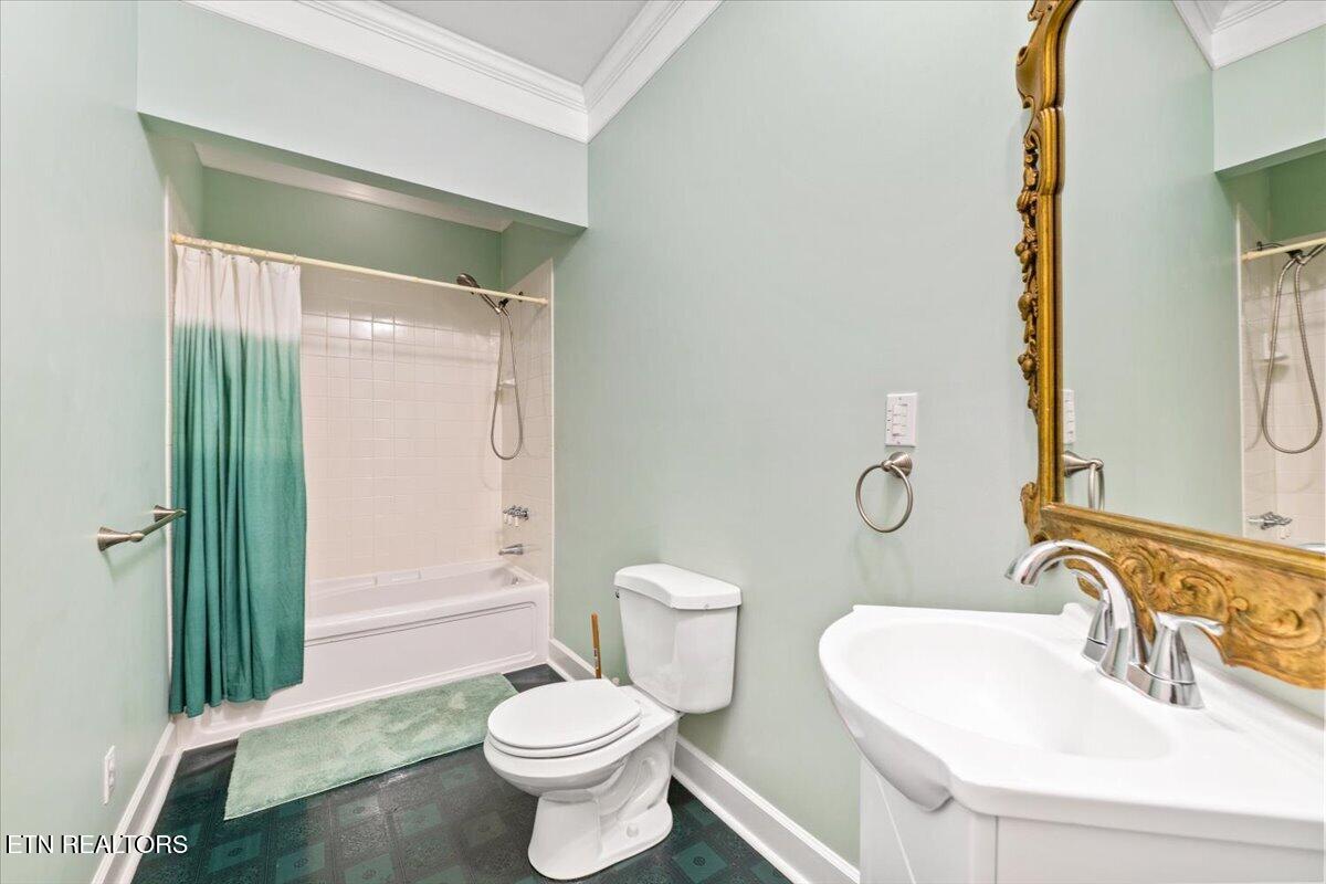 185 Nance Lane Jacksboro TN 37757