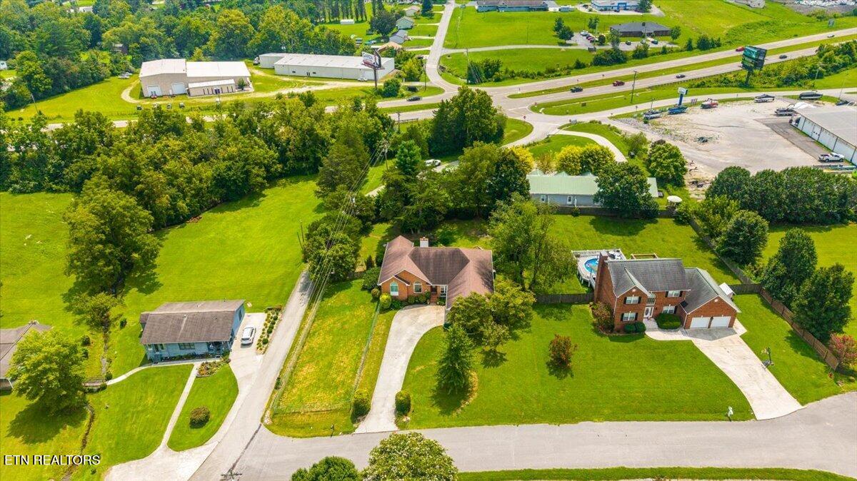 185 Nance Lane Jacksboro TN 37757