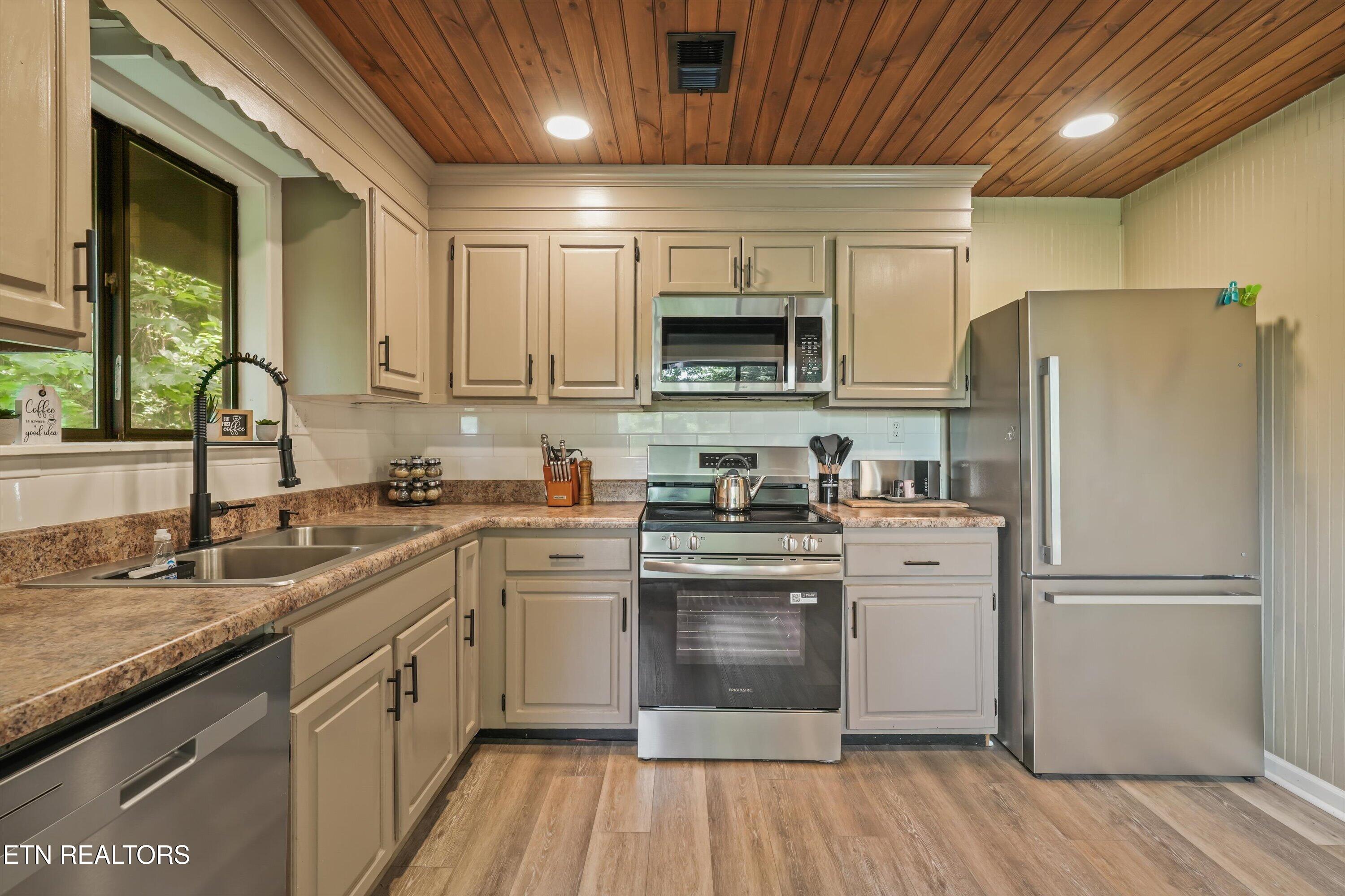 552 Galloway Lane Gatlinburg TN 37738