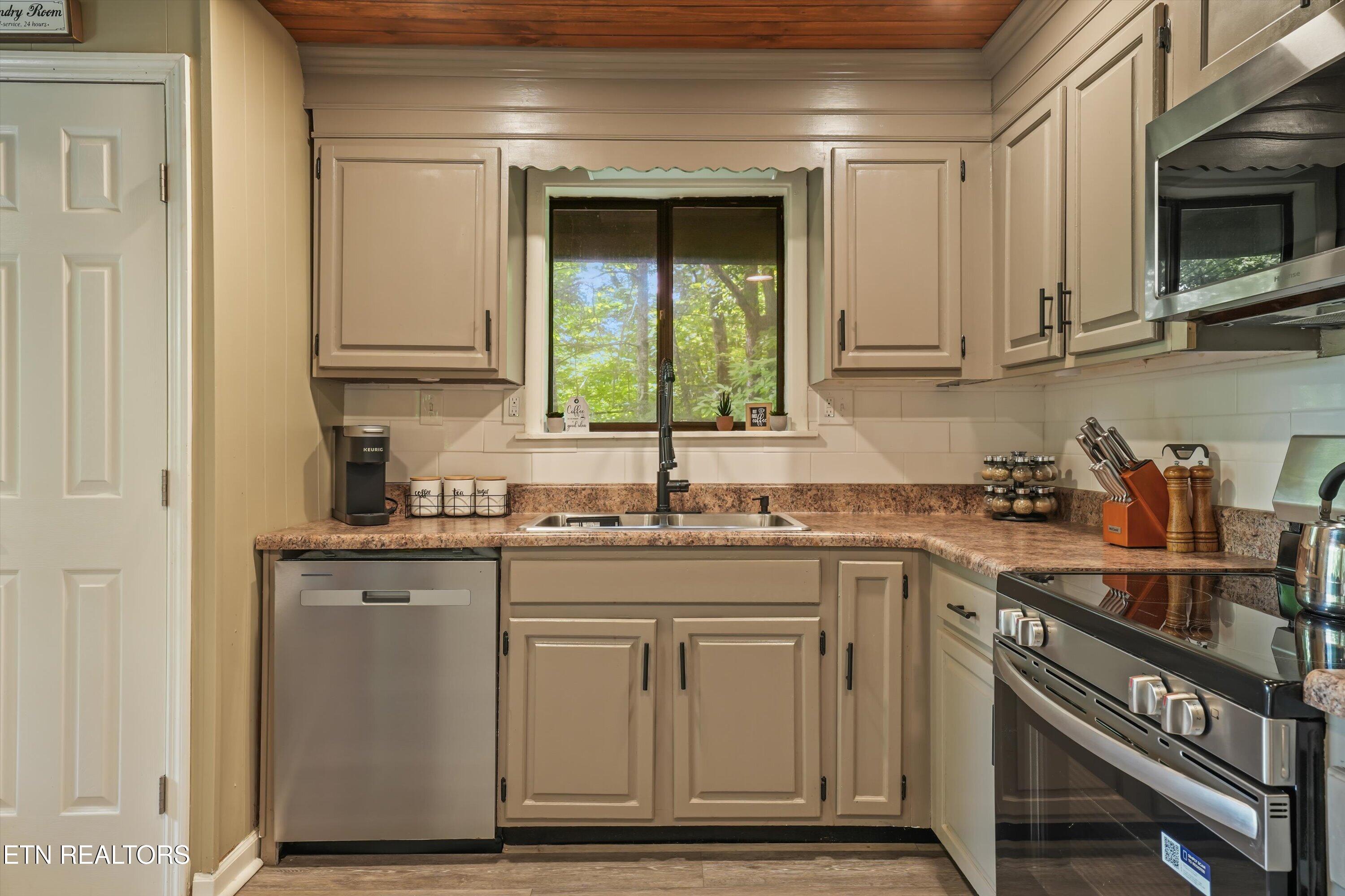 552 Galloway Lane Gatlinburg TN 37738