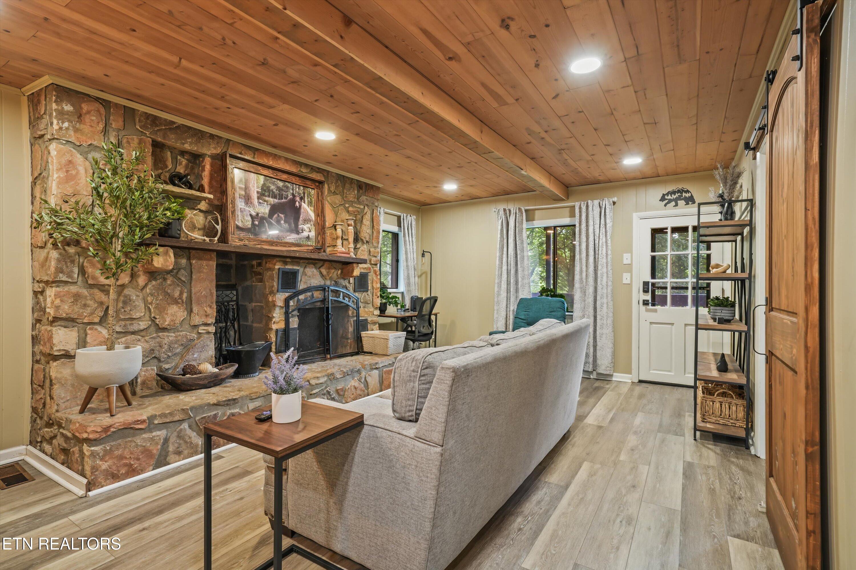552 Galloway Lane Gatlinburg TN 37738