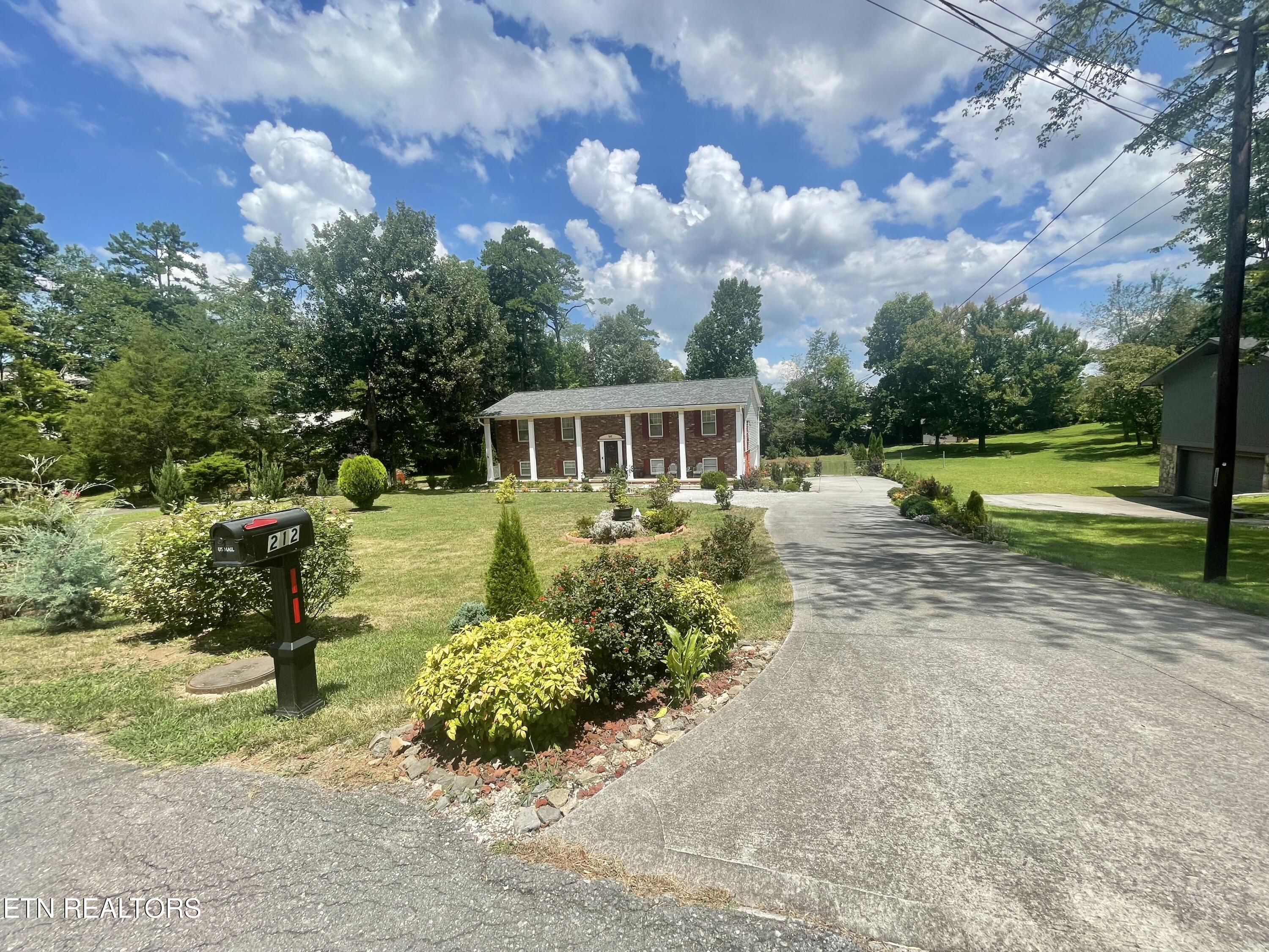 212 Cogdill Road Knoxville TN 37922