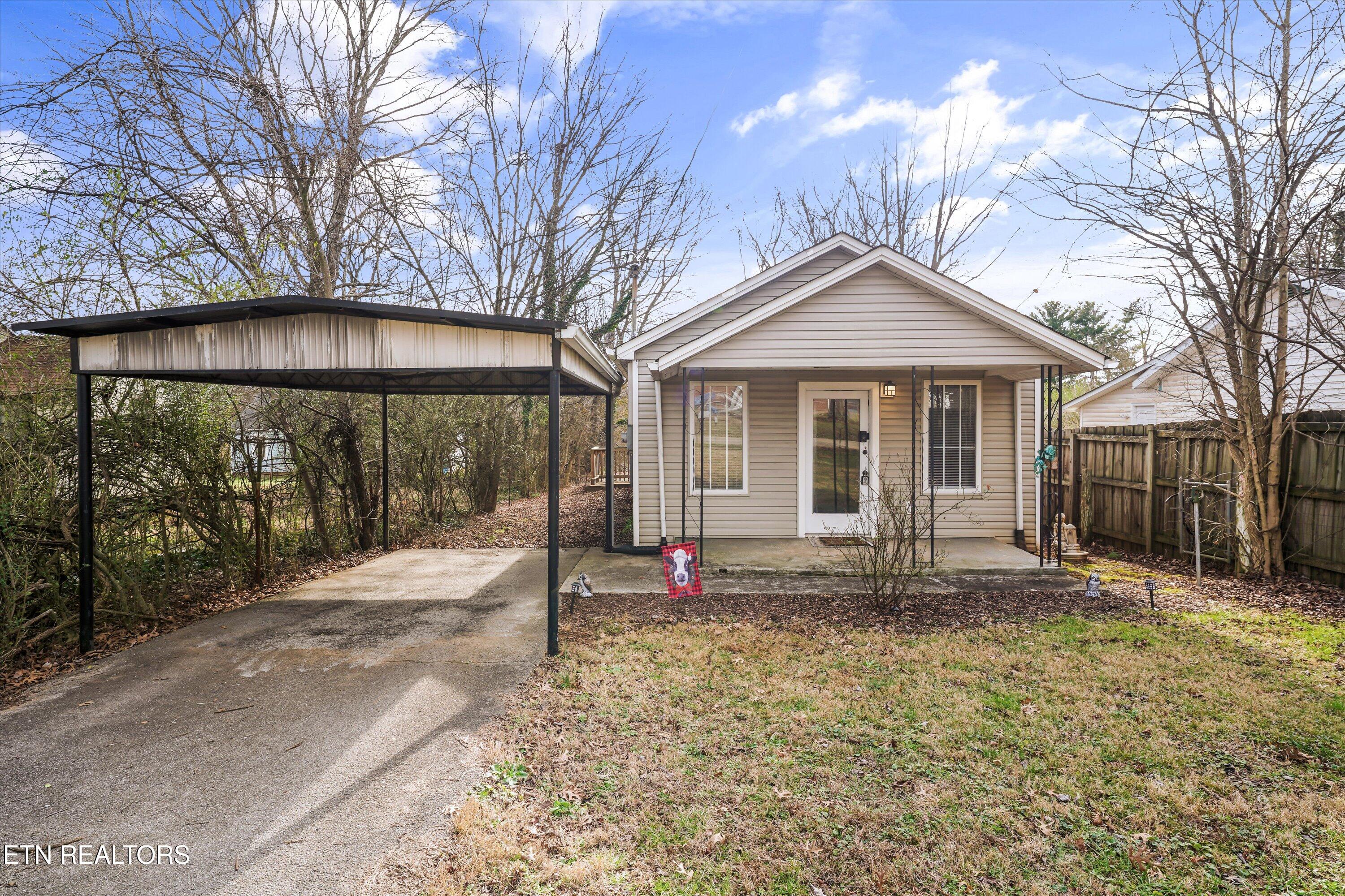 2417 Mentor Road Louisville TN 37777