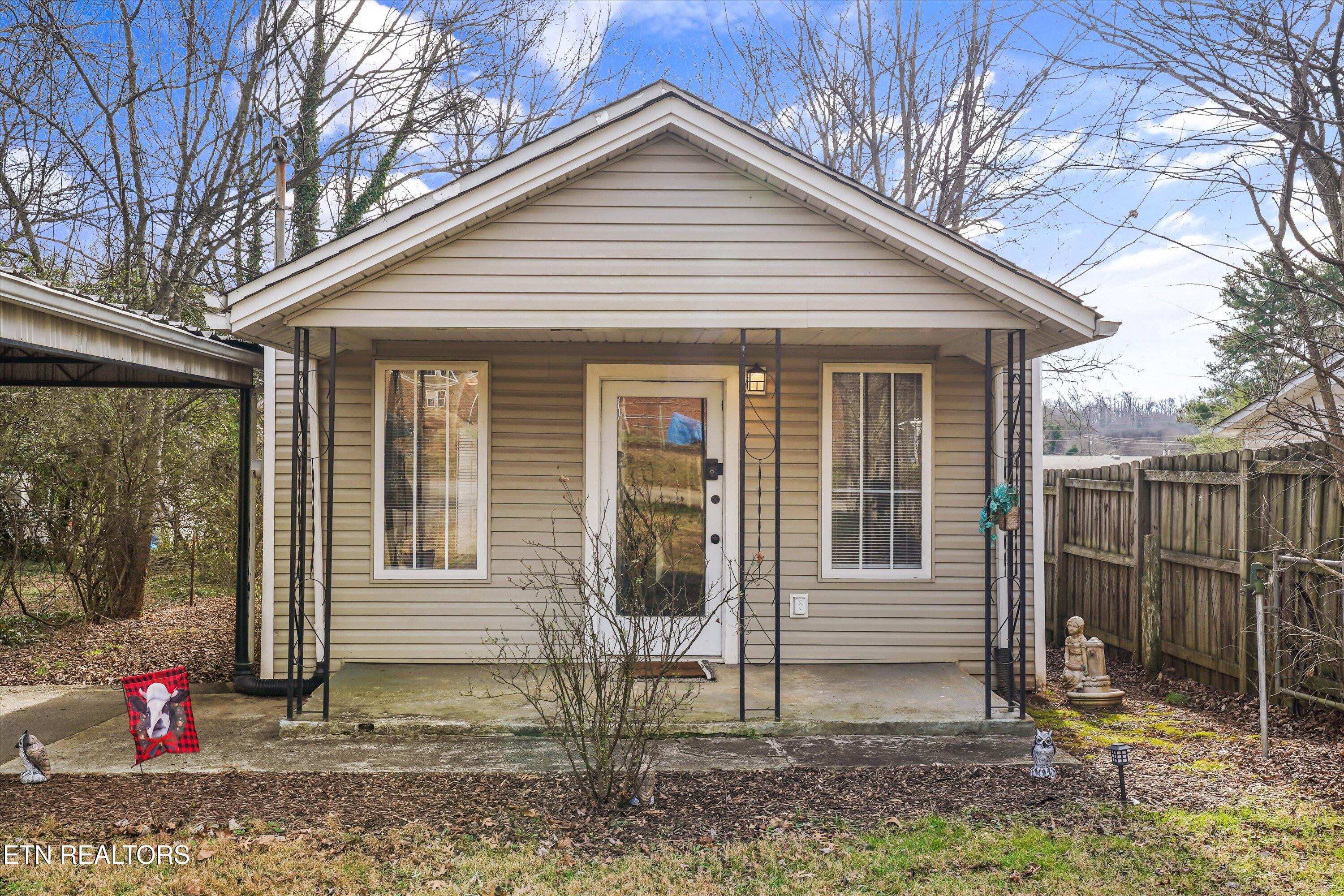 2417 Mentor Road Louisville TN 37777