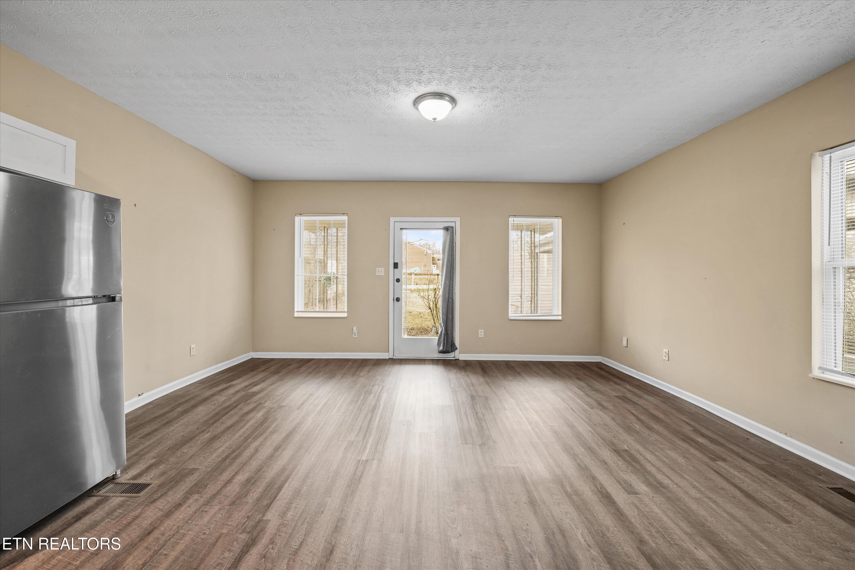 2417 Mentor Road Louisville TN 37777