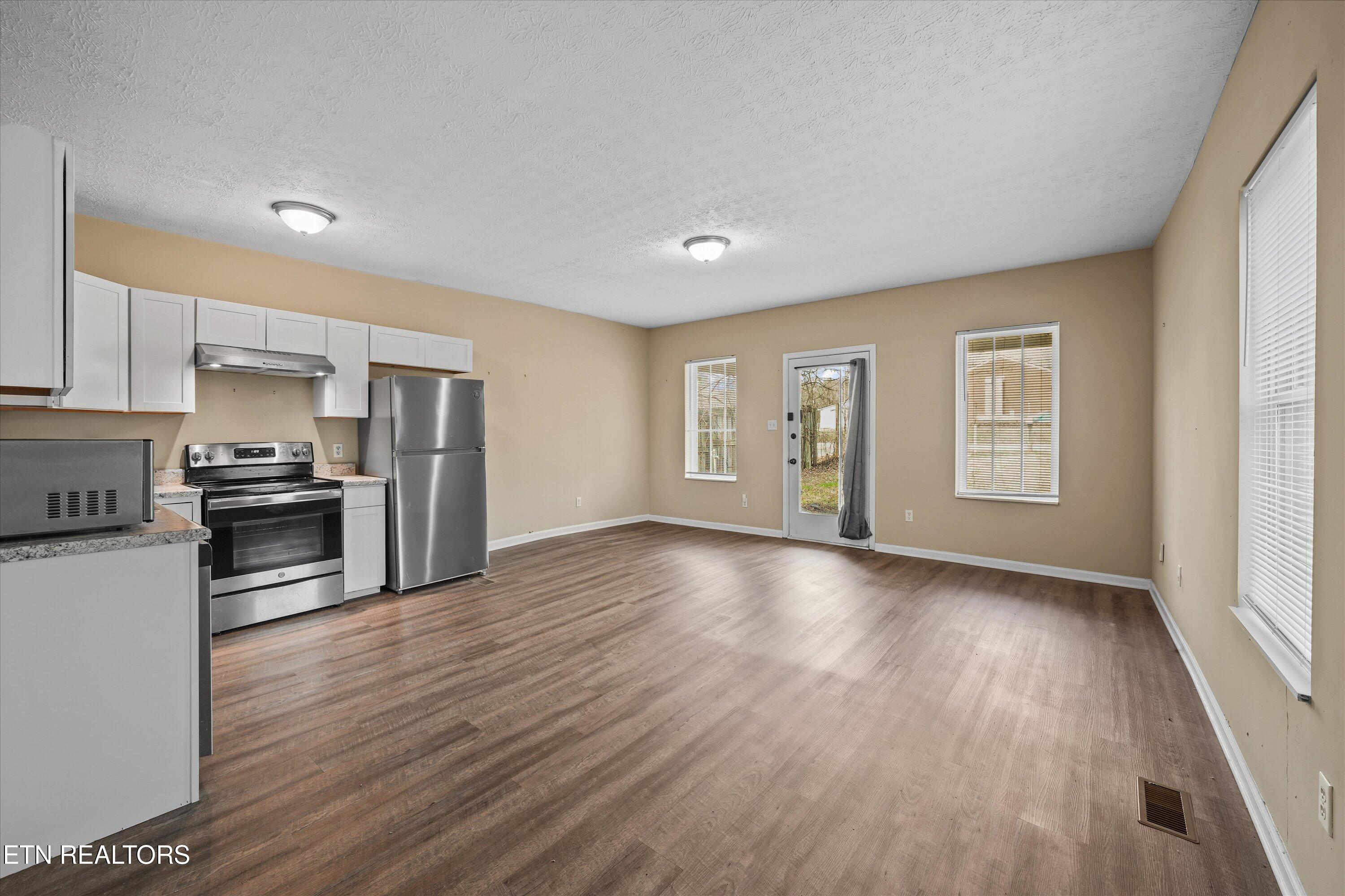 2417 Mentor Road Louisville TN 37777